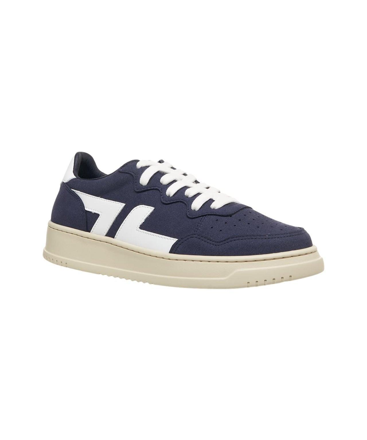 Sneakers 'Beta B3' Product Image