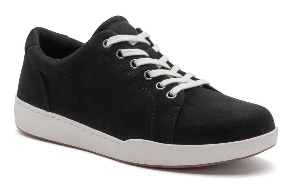 Encore Sneaker Product Image