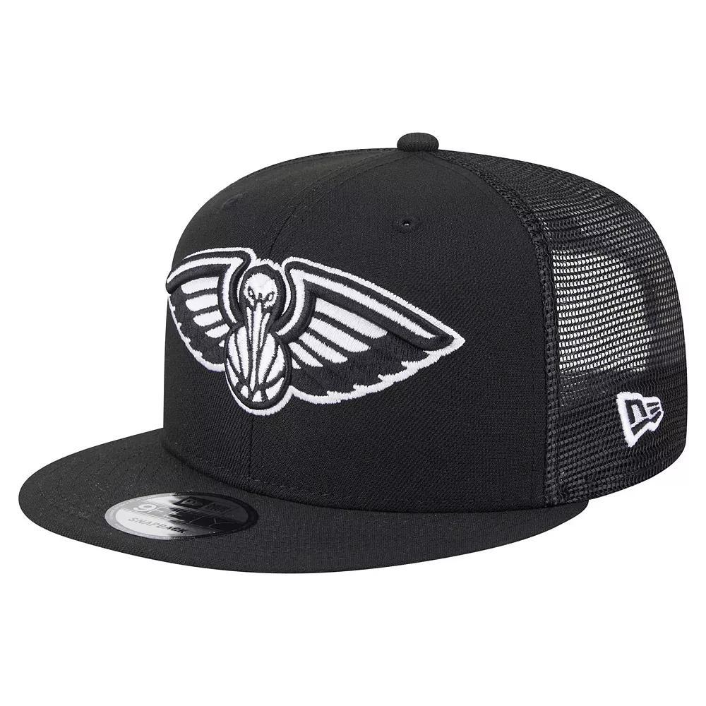 Men's New Era Black New Orleans Pelicans 9FIFTY Snapback Trucker Hat Product Image
