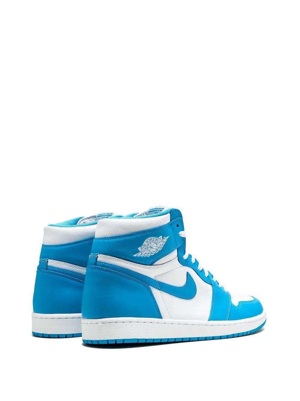 Air Jordan 1 Retro "UNC" sneakers Product Image