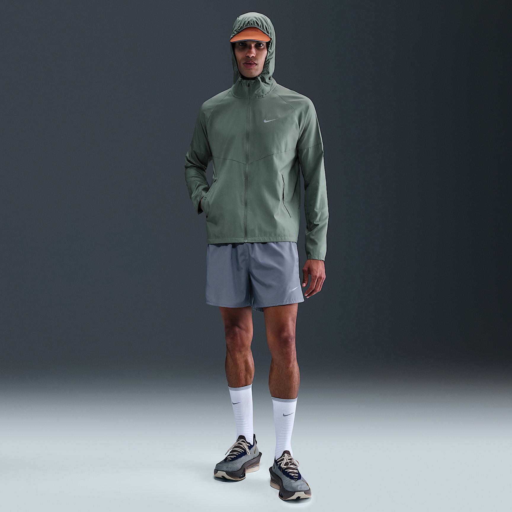 Nike Men's Miler Repel Running Jacket Product Image