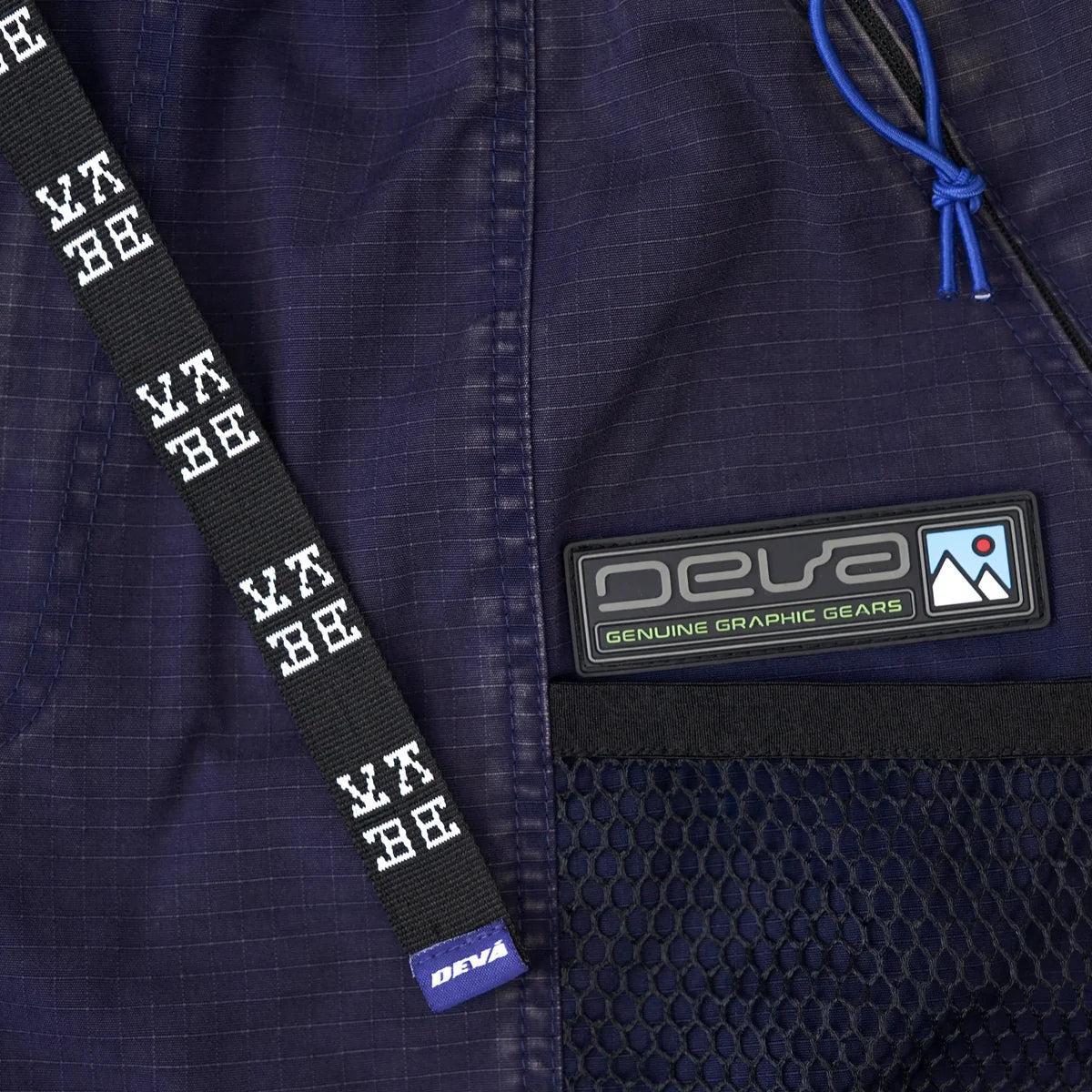HIKE CARGO SHORTS Male Product Image