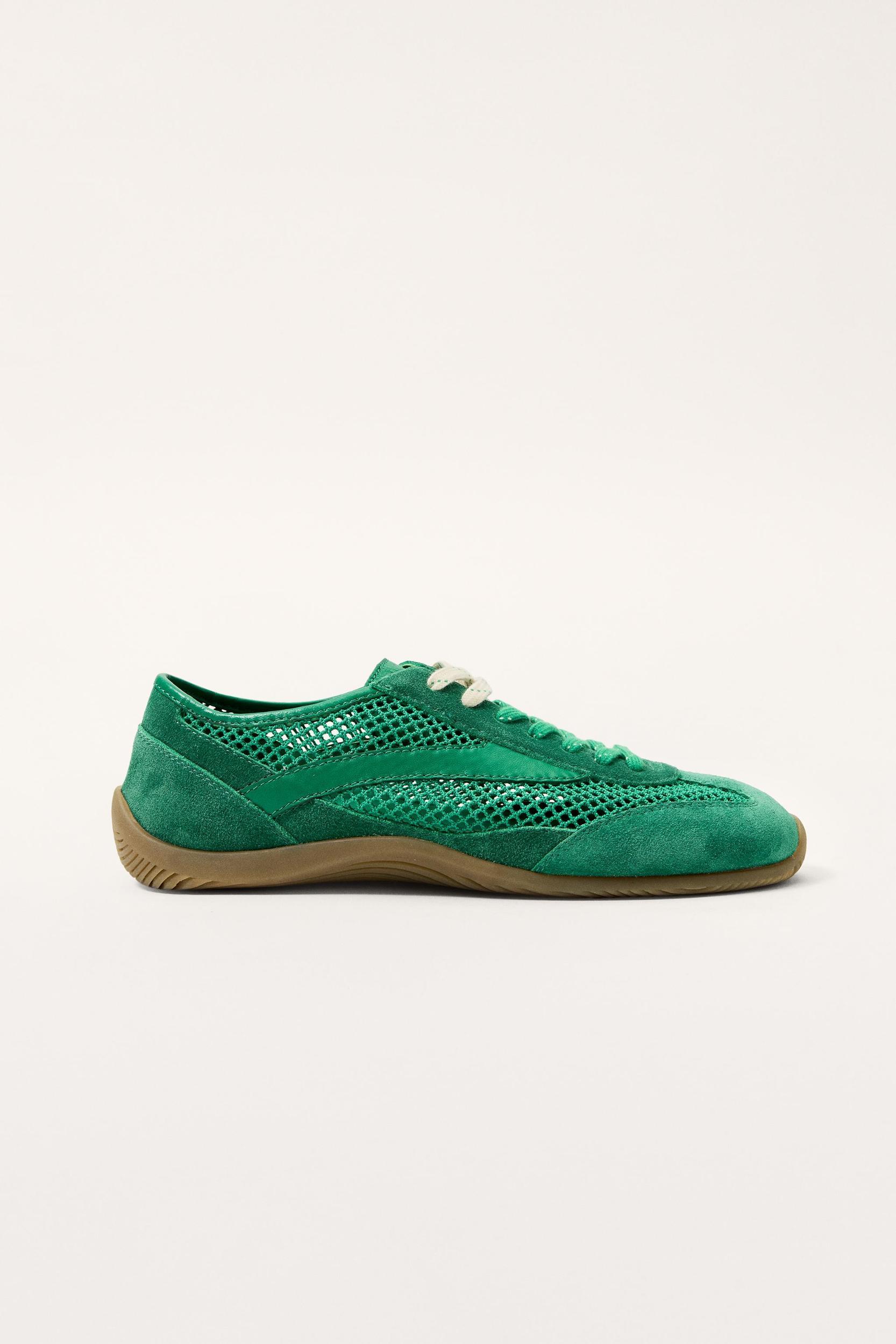 LIMITED EDITION RETRO STYLE SNEAKERS Product Image