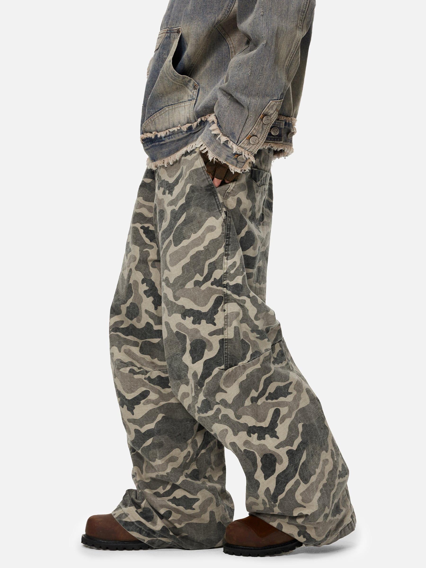 Aelfric Eden Wrinkle Camouflage Loose Jeans Product Image
