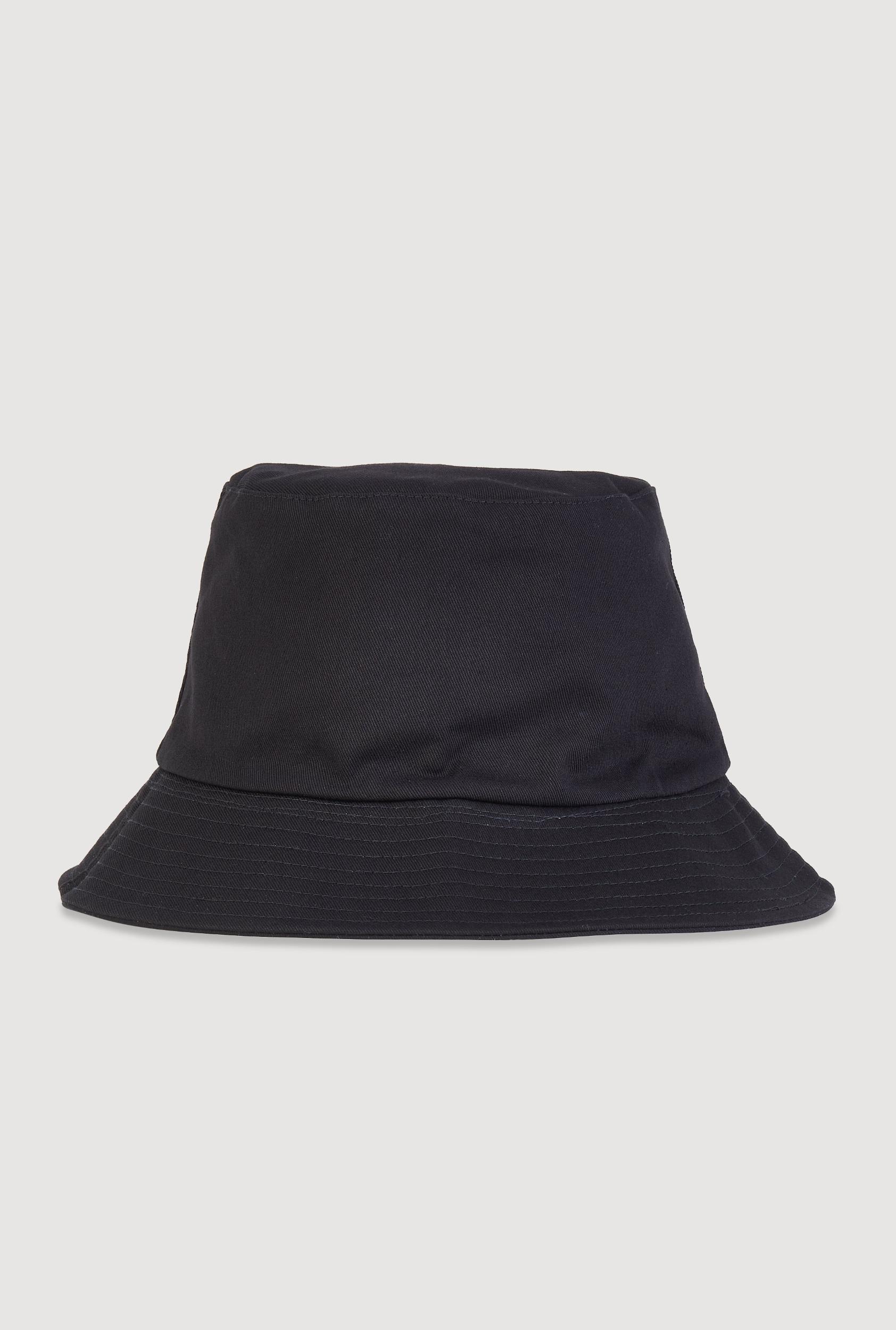 Smokin Hot Bucket Hat Female Product Image