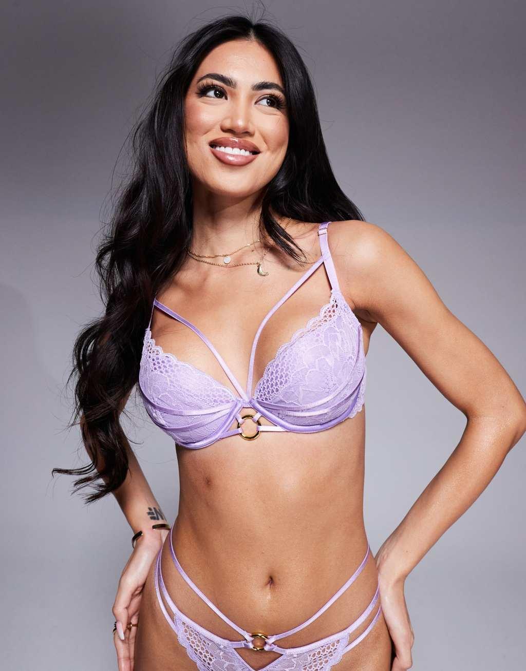 Ann Summers Compelling padded plunge bra in lilac Product Image