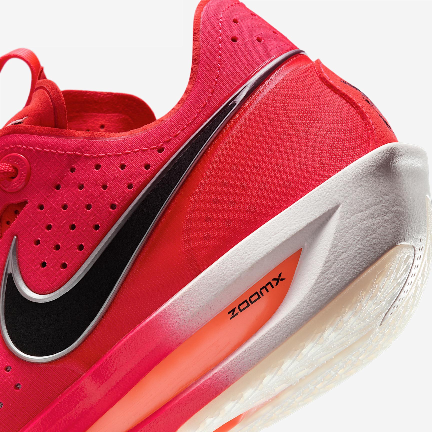 Nike Men's G.T. Cut 3 Basketball Shoes Product Image