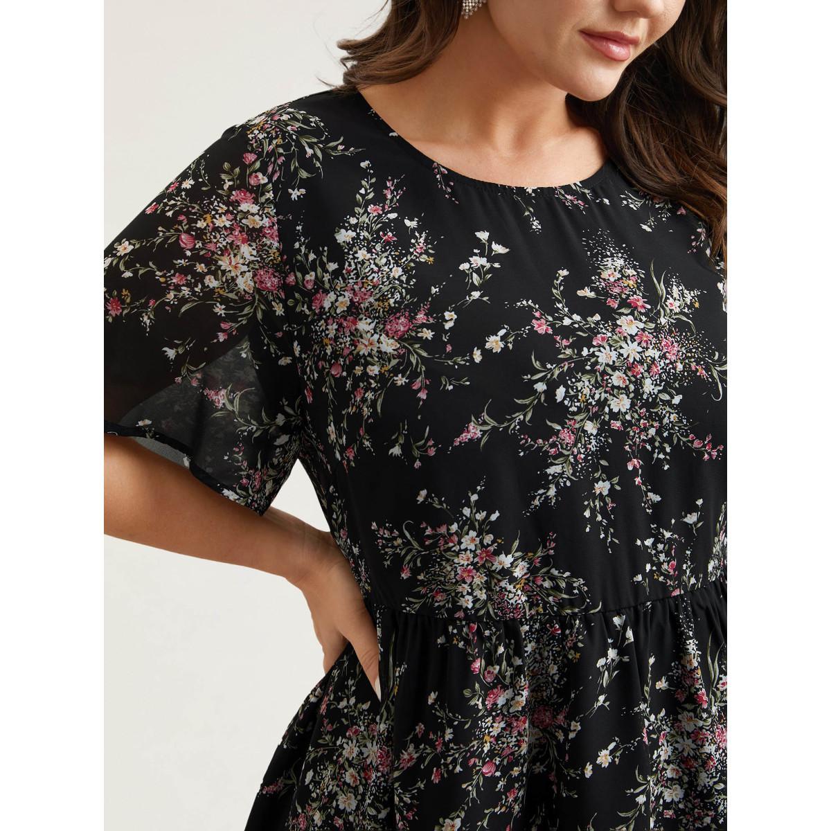 Plus Size Black Floral Print Stretchy-Waist Lined Shirt Women Elegant Short sleeve Round Neck Everyday Blouses BloomChic 12/L Product Image