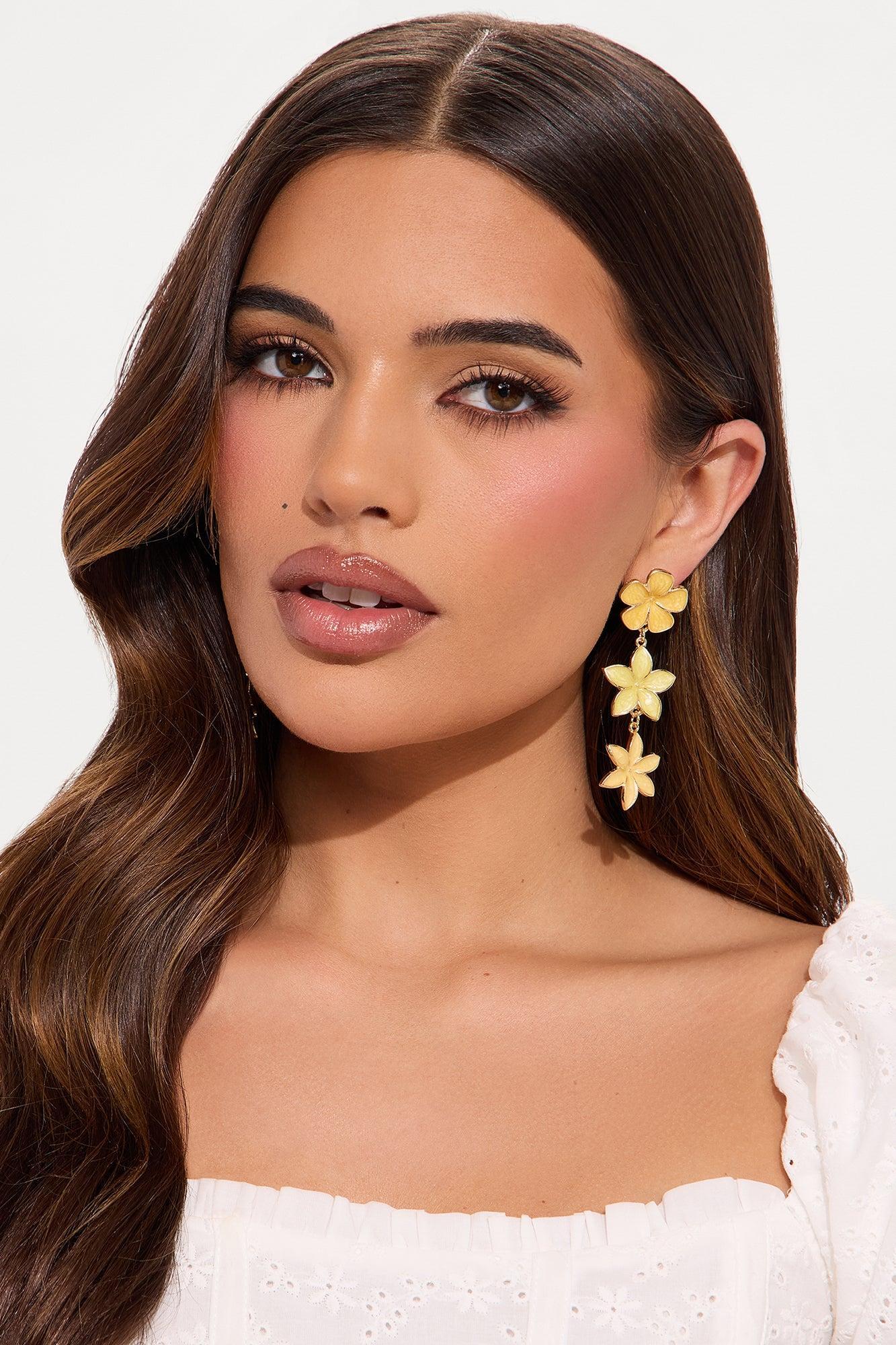 Glowing Hibiscus Earrings - Yellow Product Image