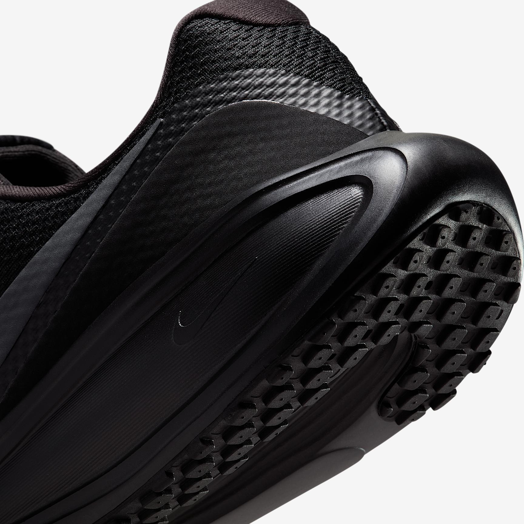 Nike Men's Revolution 8 Road Running Shoes Product Image