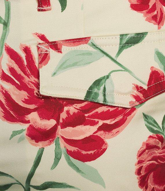 Murano Corsa Di Cavalli Derby Collection Rose Print 5.5#double; Inseam Shorts Product Image