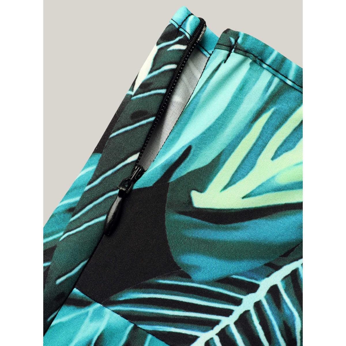 Plus Size Black Tropical Print Waist-Cinched Pockets Jumpsuit Women Resort Sleeveless Overlap Collar Vacation Loose Jumpsuits BloomChic 30/6X Product Image