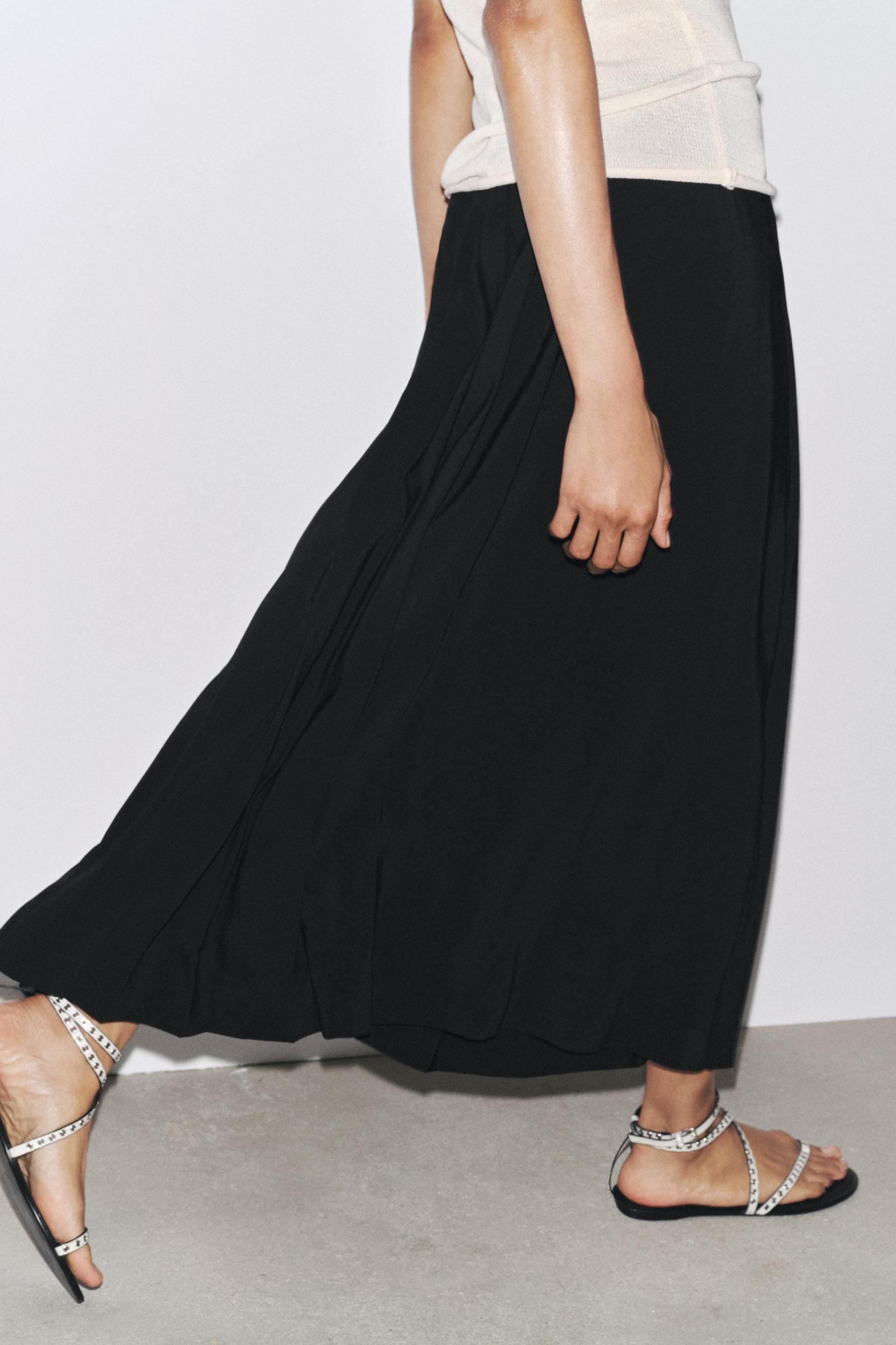 ZW COLLECTION PLEATED SKIRT Product Image