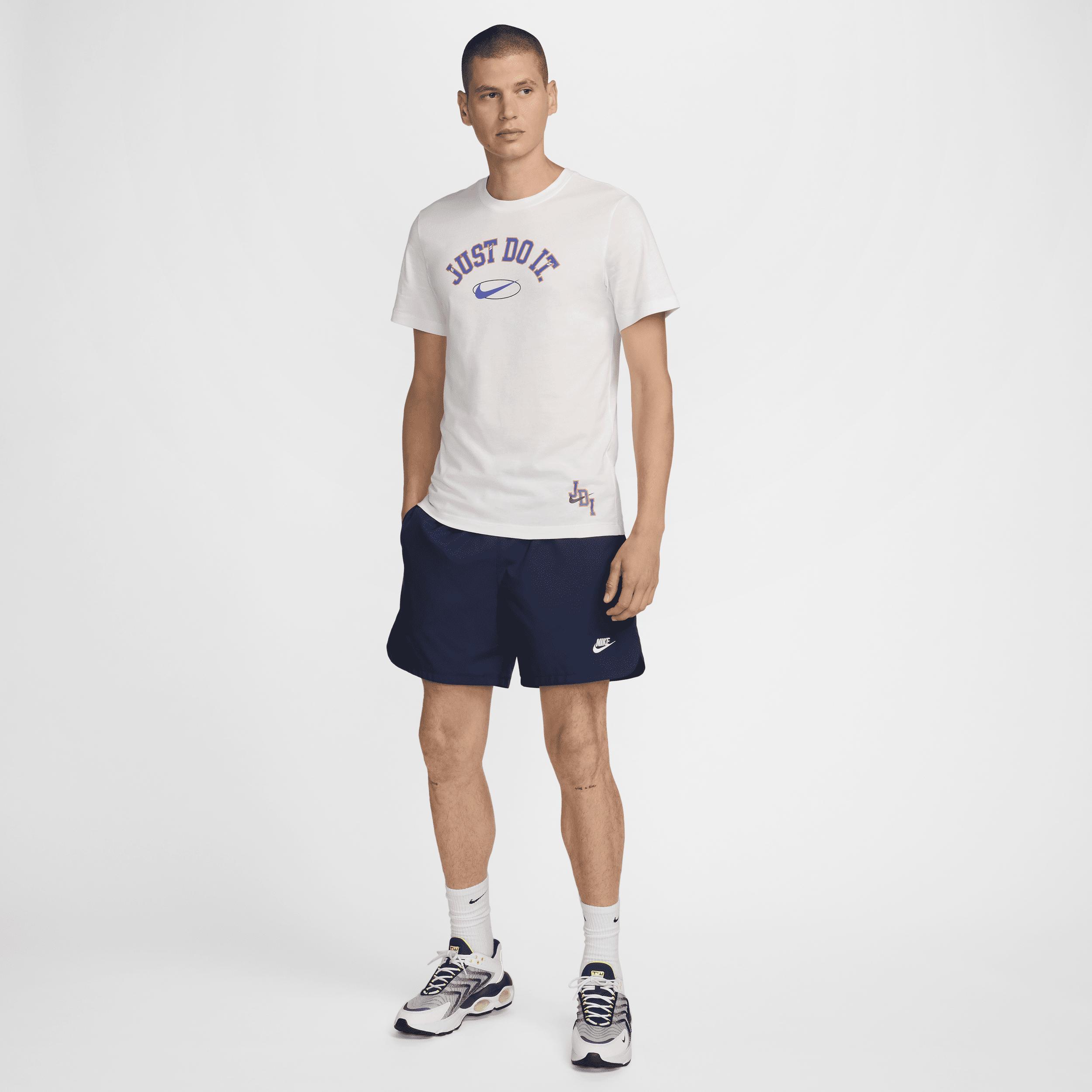 Nike Sportswear Men's T-Shirt Product Image