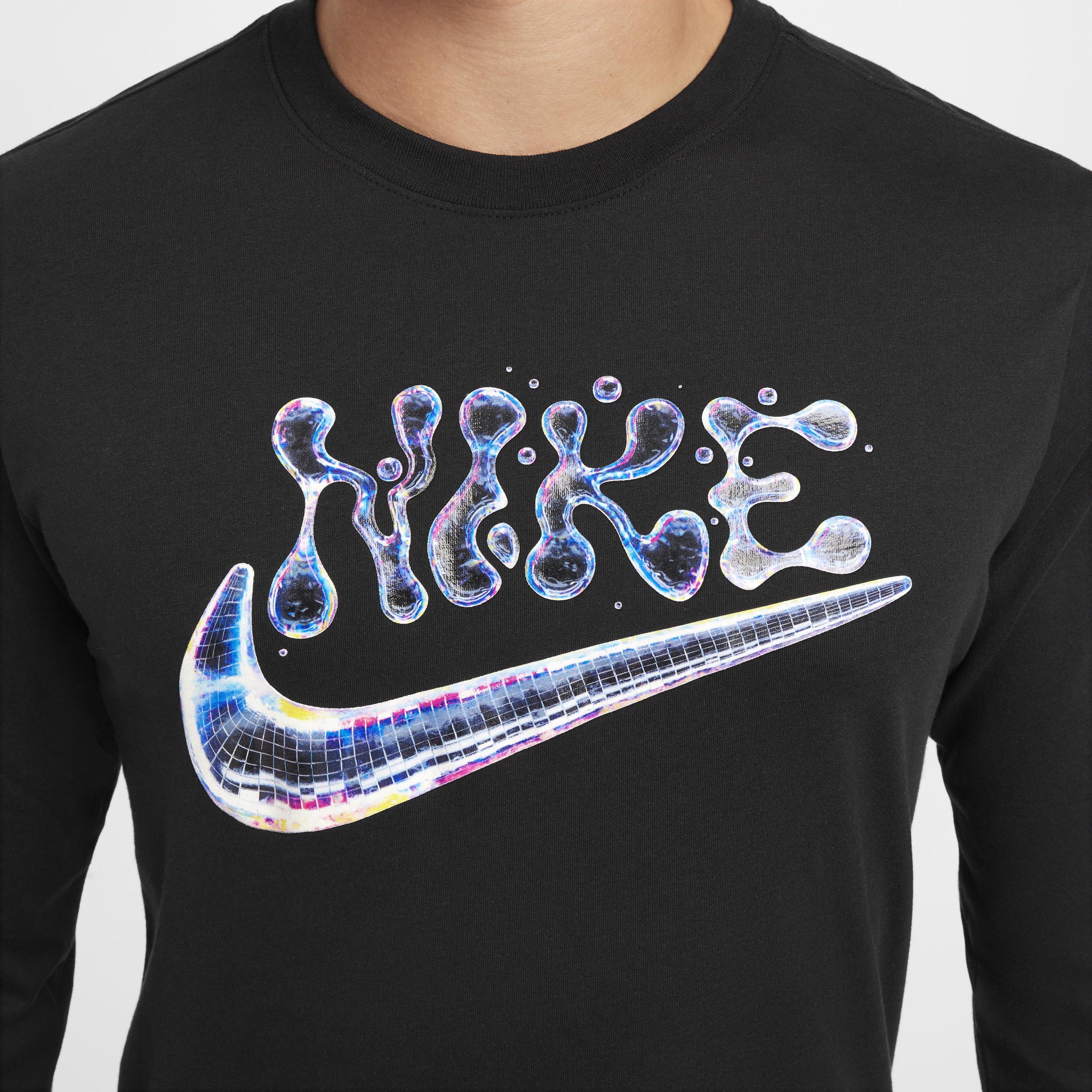 Nike Sportswear Club Long-Sleeve T-Shirt Product Image