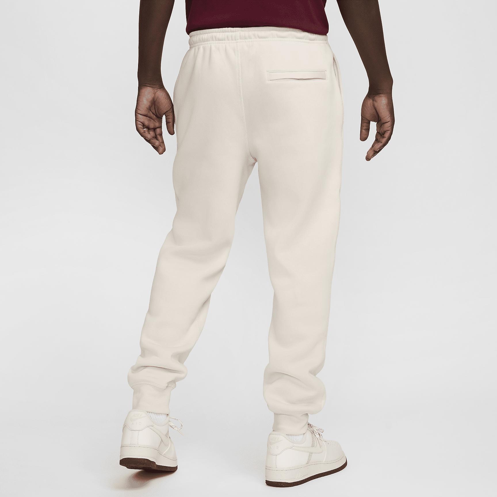 Nike Men's Club Fleece Fleece Jogger Pants Product Image