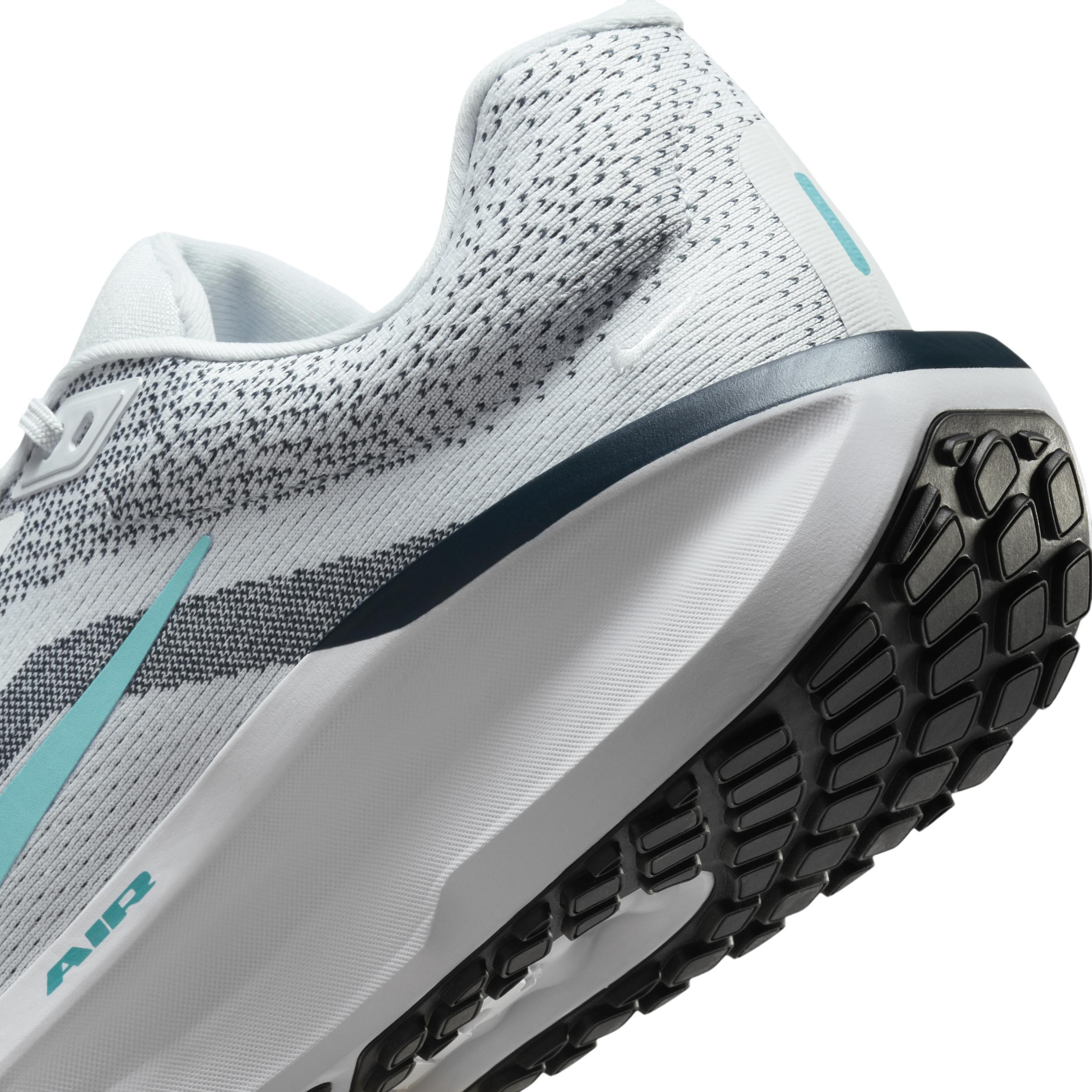 Nike Winflo 11 Men's Road Running Shoes, Size: 15, White Dusty Cactus Product Image