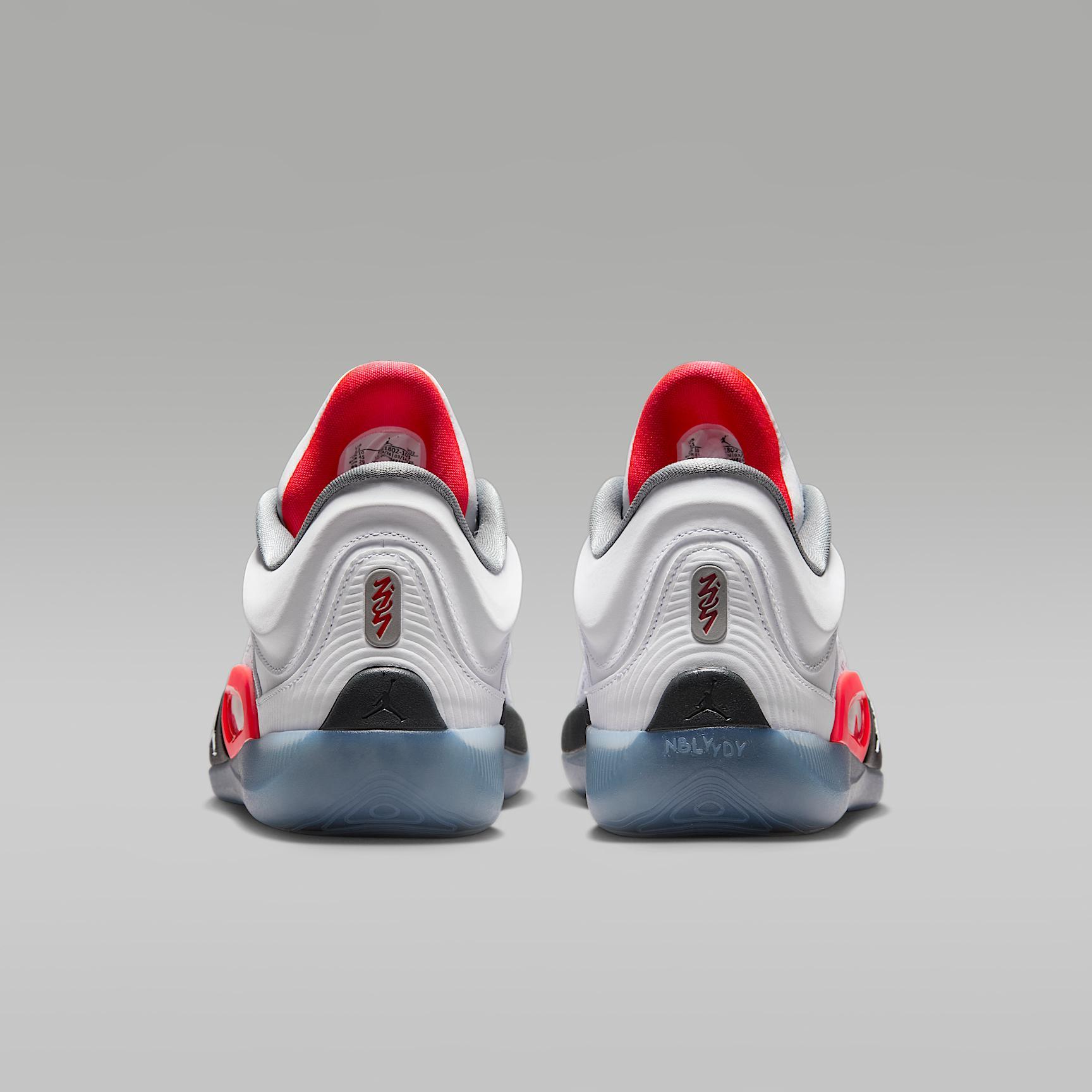 Zion 4 Basketball Shoes Product Image