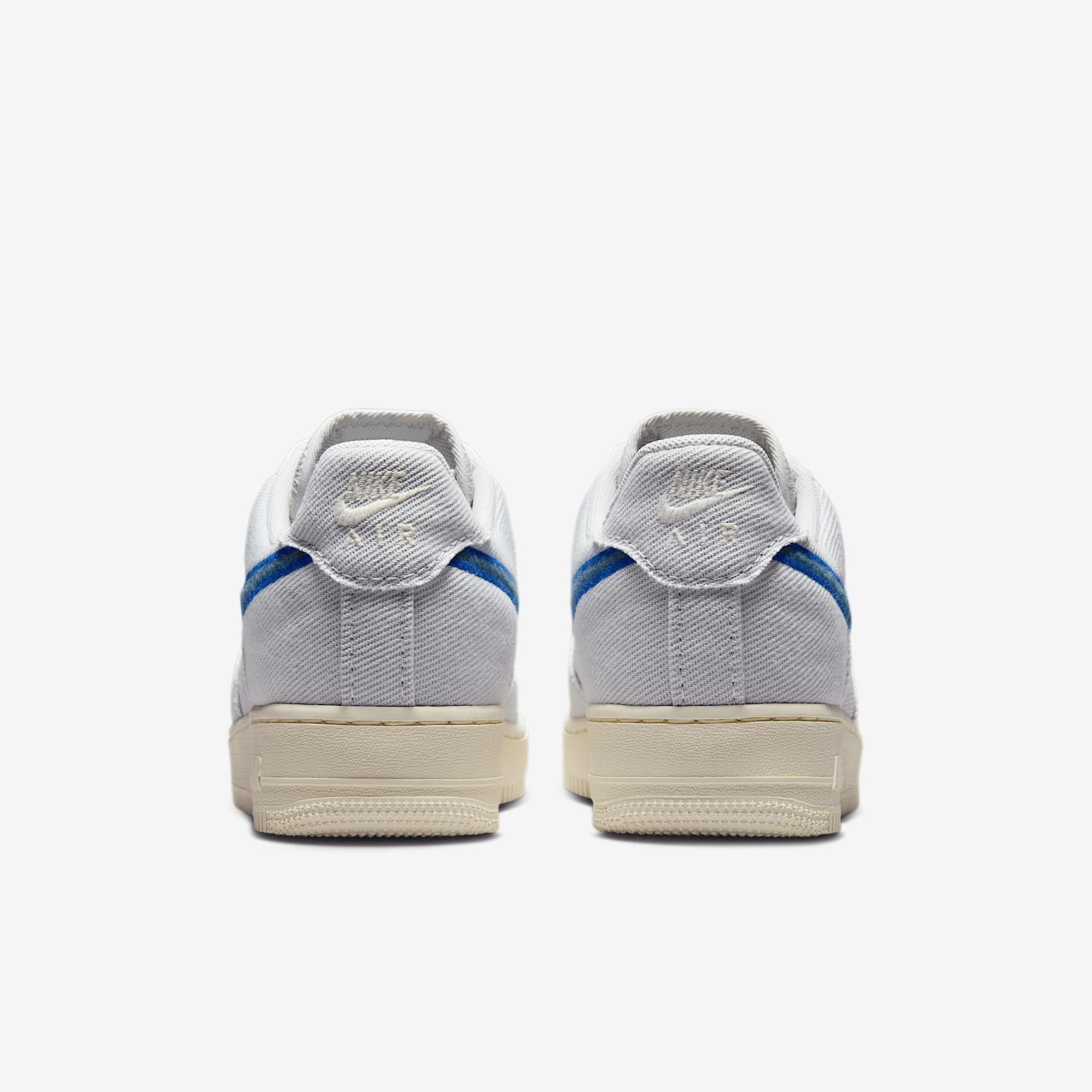 Nike Men's Air Force 1 Low Canvas Shoes Product Image
