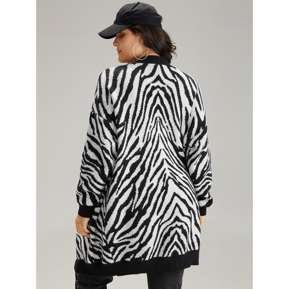 Plus Size Supersoft Essentials Zebra Print Patched Pocket Cardigan Black Women Casual Loose Long Sleeve Dailywear Cardigans BloomChic 26/4X Product Image