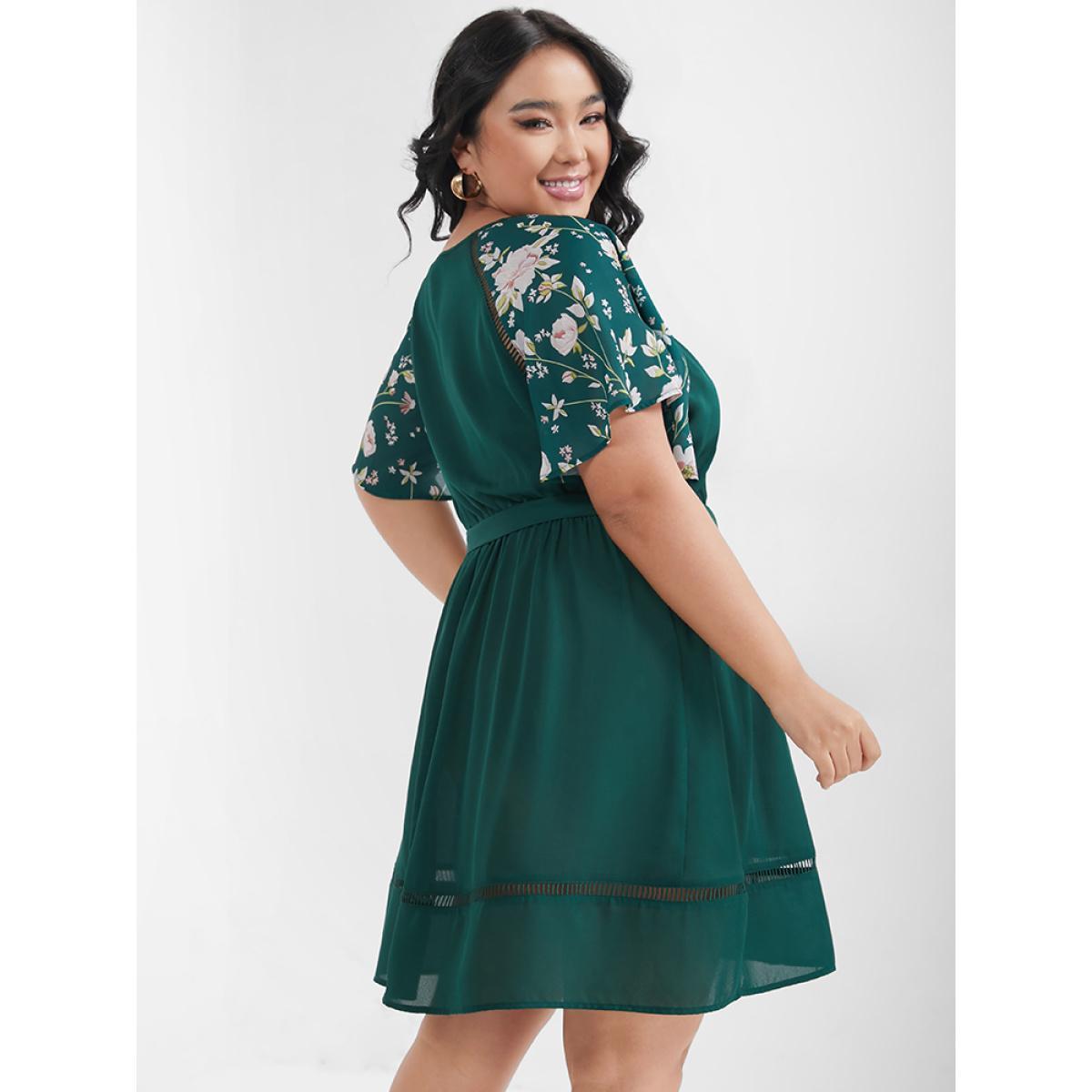 Plus Size Plain Broderie Anglaise Ruffles Belted Ties Knee Dress DarkGreen Women Elegant Gathered V-neck Short sleeve Curvy Knee Dress BloomChic 10/M Product Image