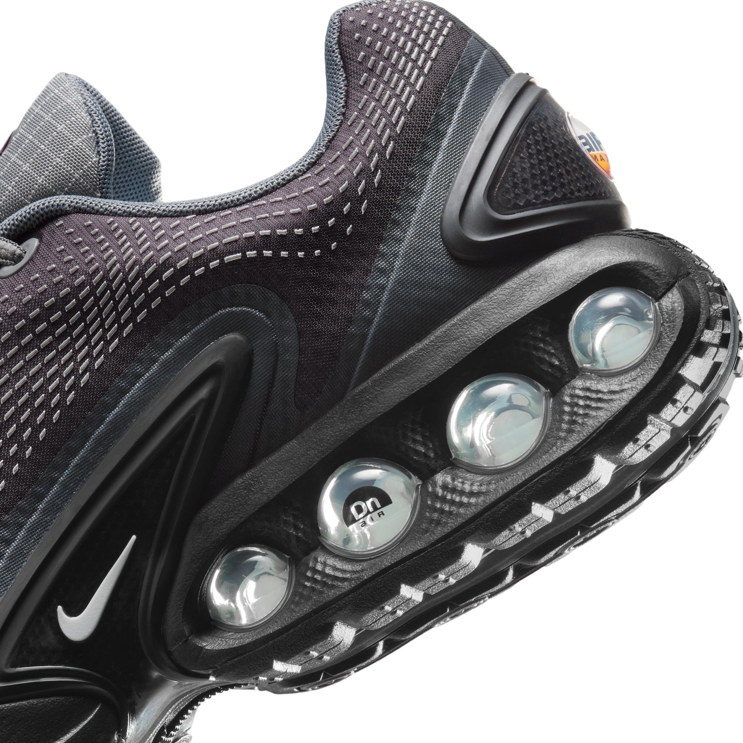 Nike Air Max DN Winterized Shoes Product Image
