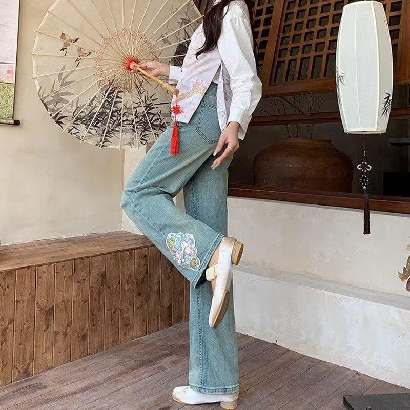 High Waist Embroidered Washed Loose Fit Jeans Product Image