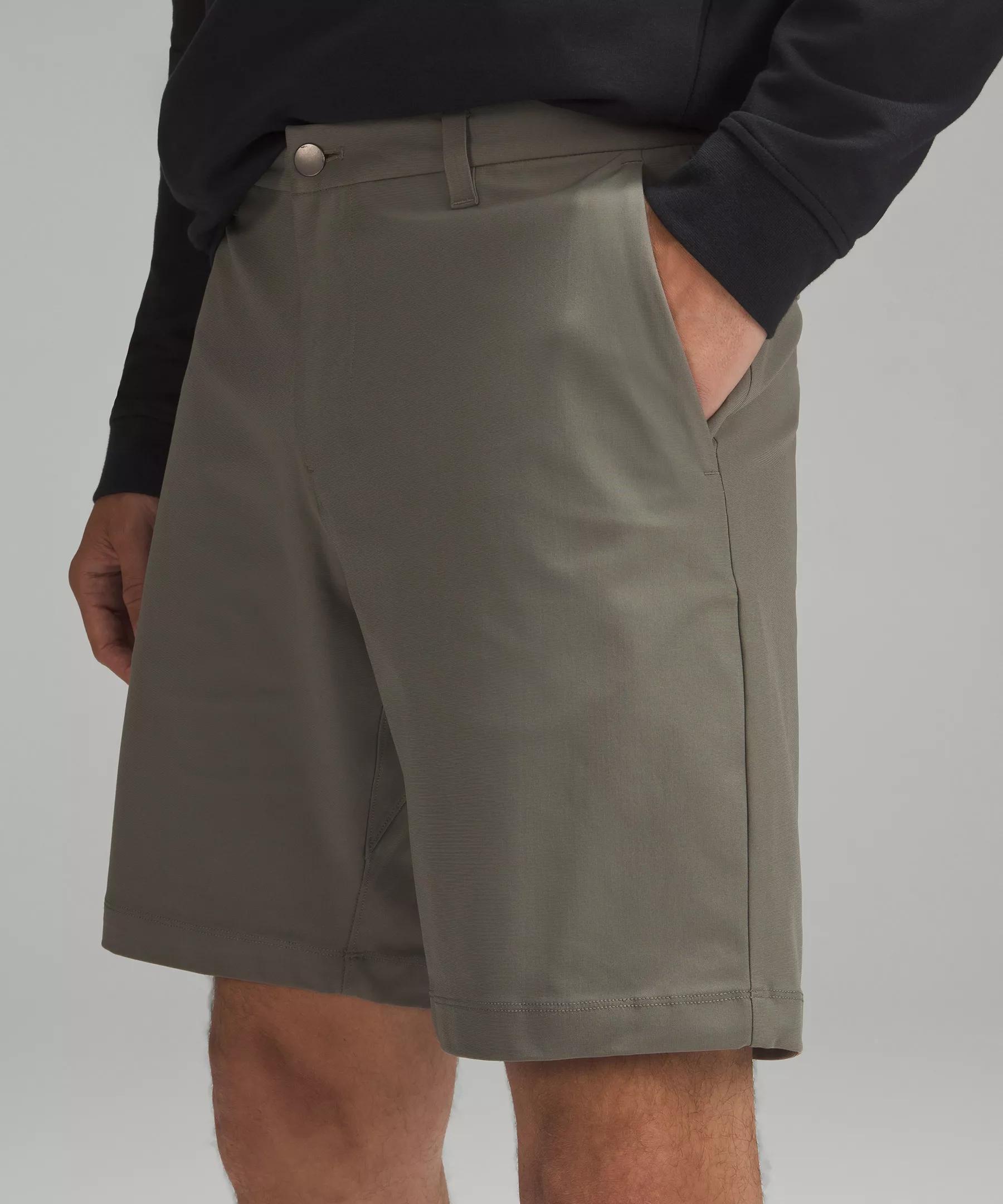Commission Classic-Fit Short 9" *Warpstreme Product Image