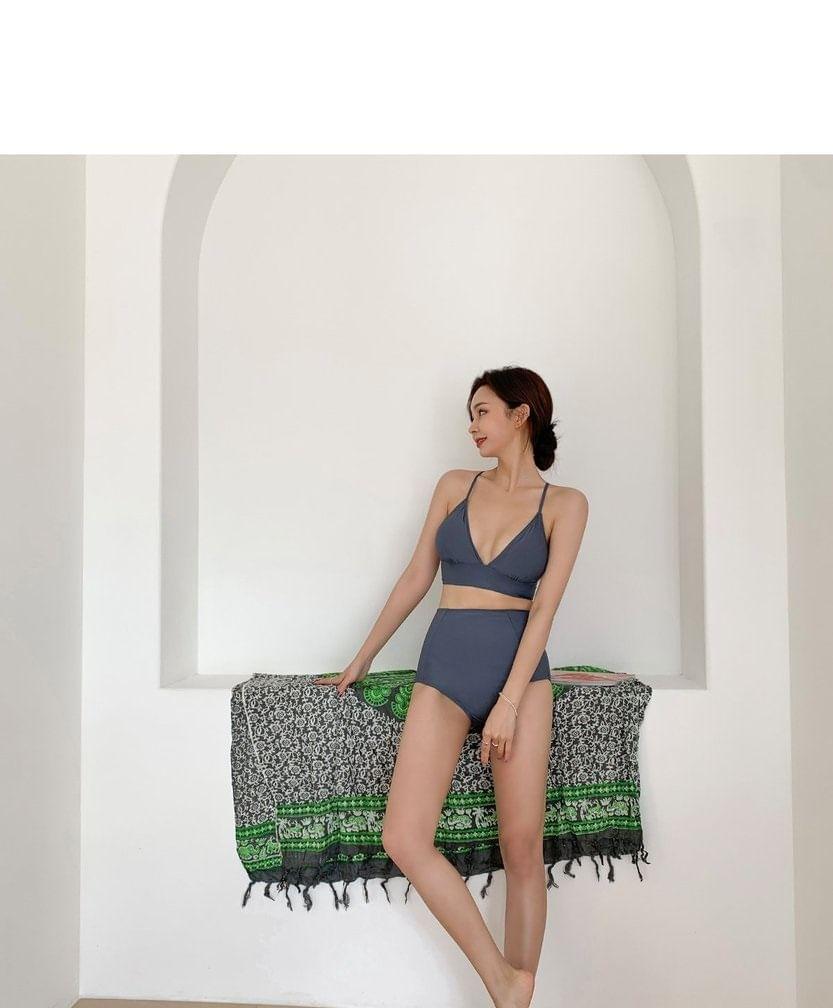 Set: Plain Bikini Top + Bottom Product Image