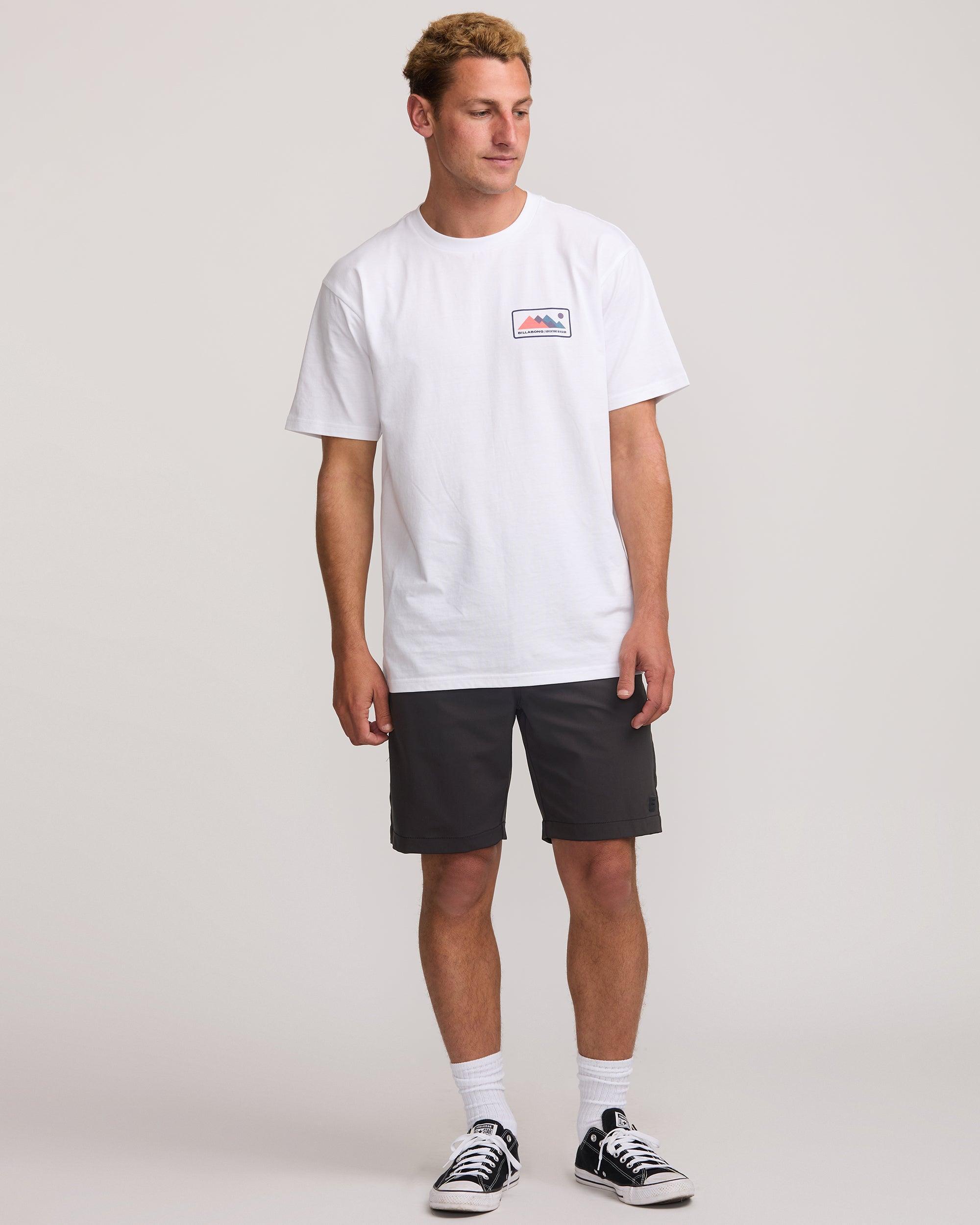 Surftrek Journey 20" Hybrid Shorts - Black Male Product Image