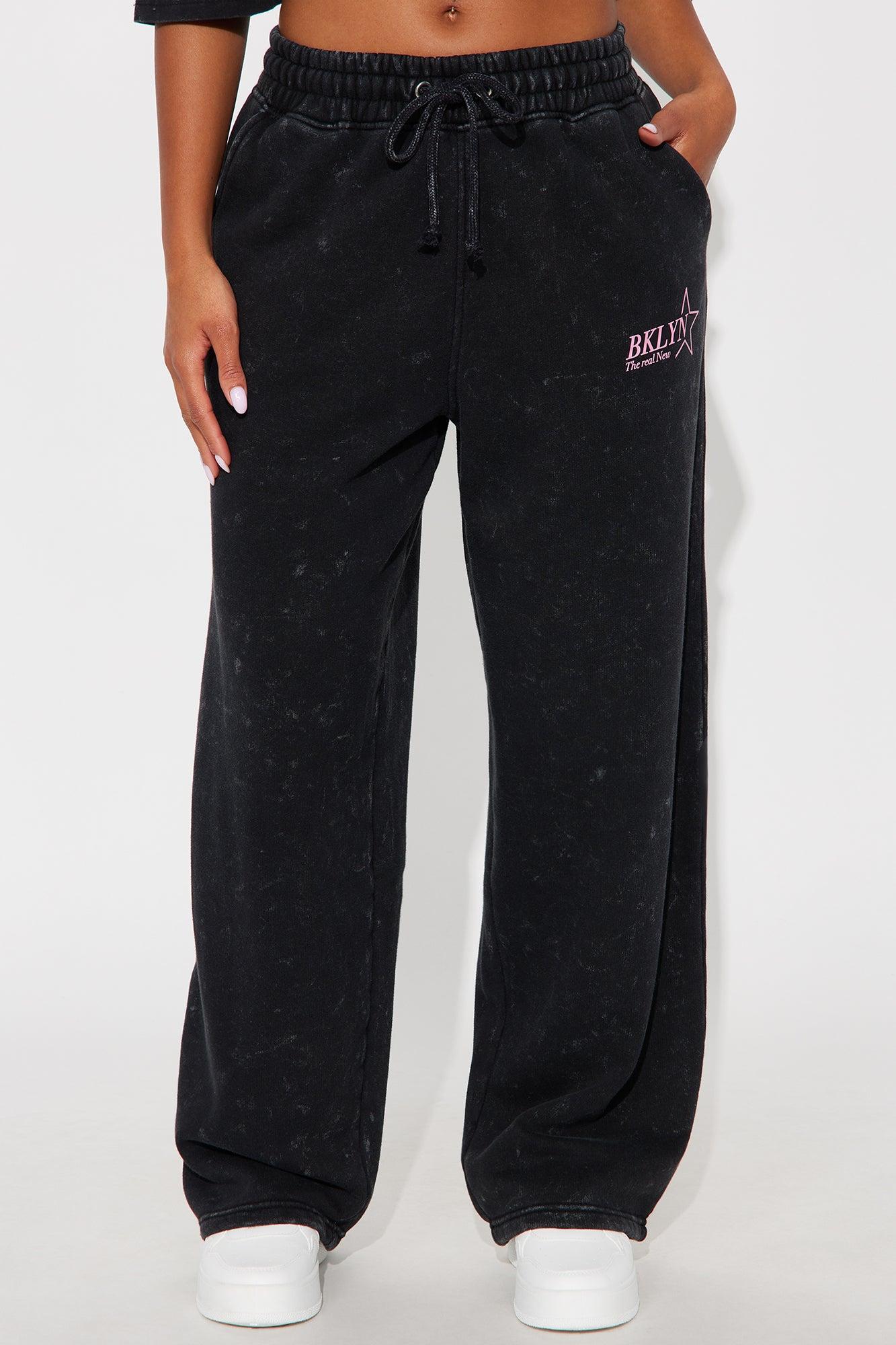 Brooklyn Star Washed Pants - Black Product Image