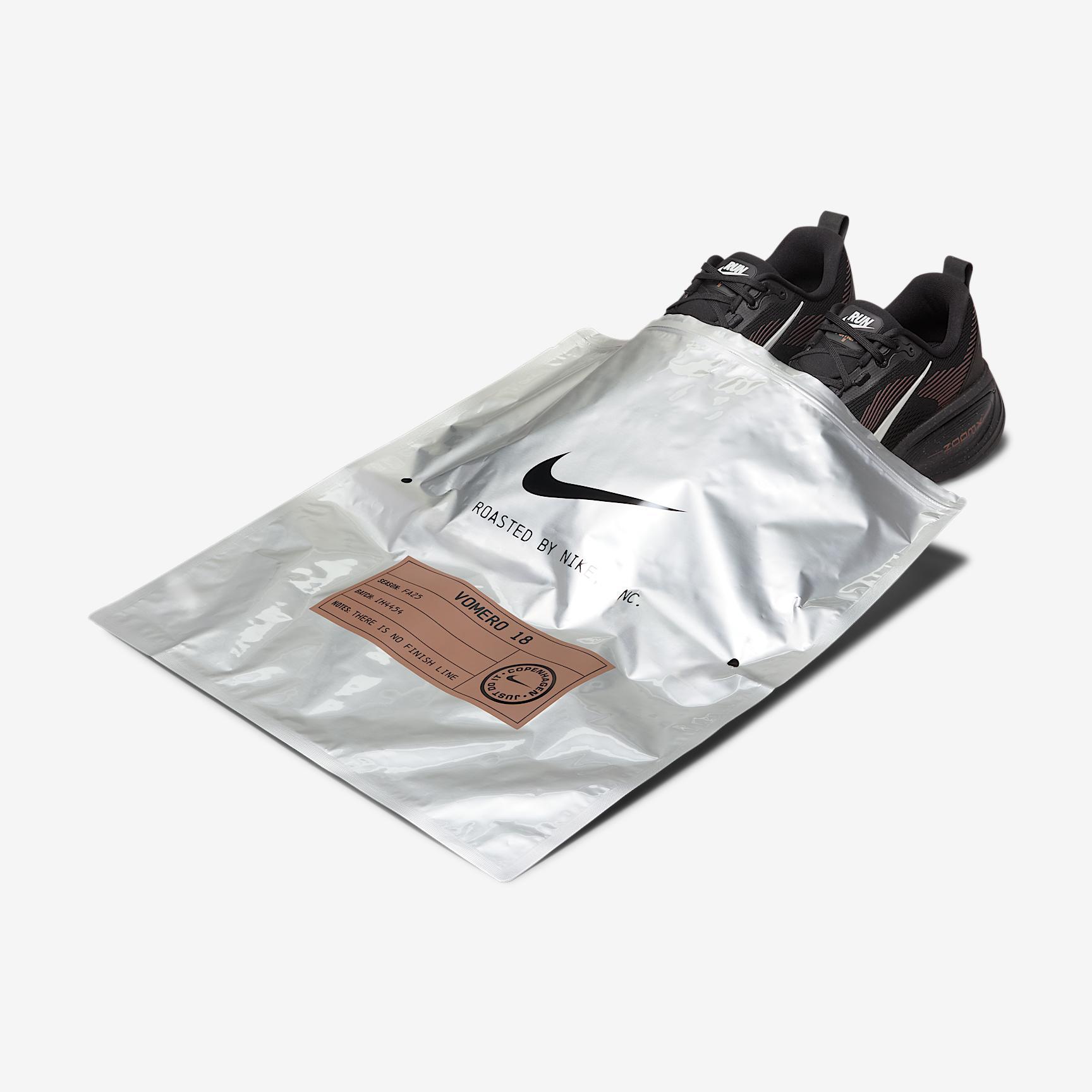 Nike Men's Vomero 18 Road Running Shoes Product Image