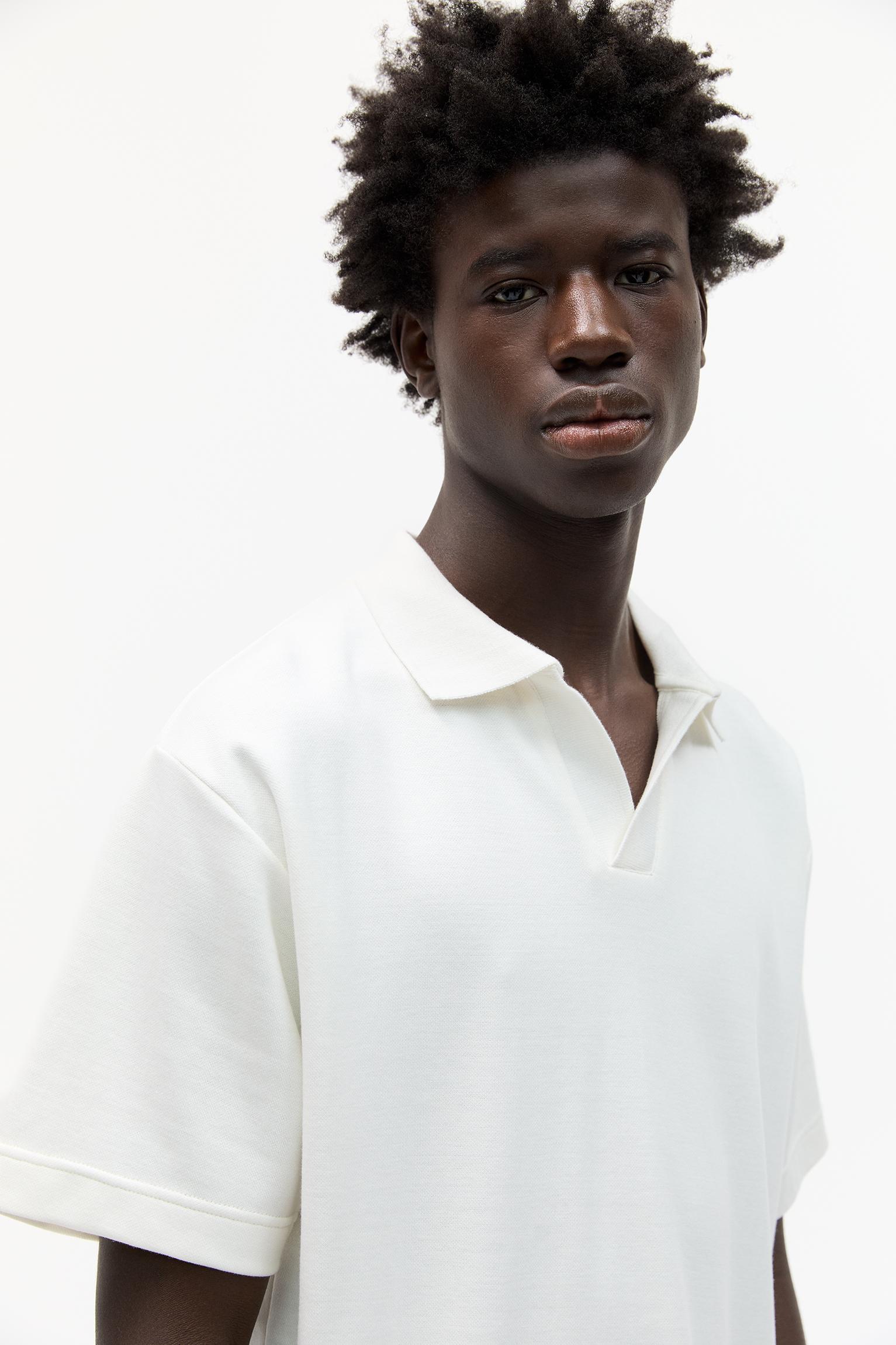 Short sleeve polo shirt Product Image