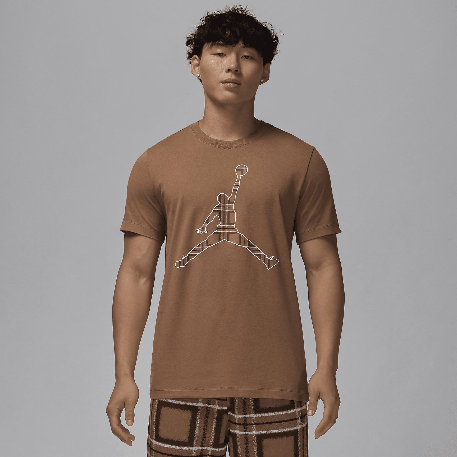 Jordan Flight Essentials Men's T-Shirt Product Image