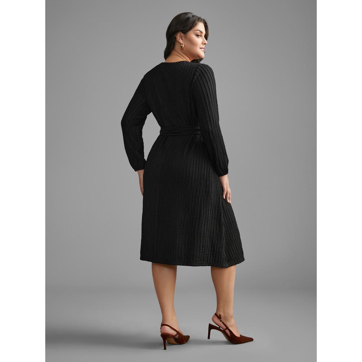 Plus Size Plain Textured Belted Knit Dress Black Women Casual Texture Knit Dresses Bloomchic 26/4X Product Image
