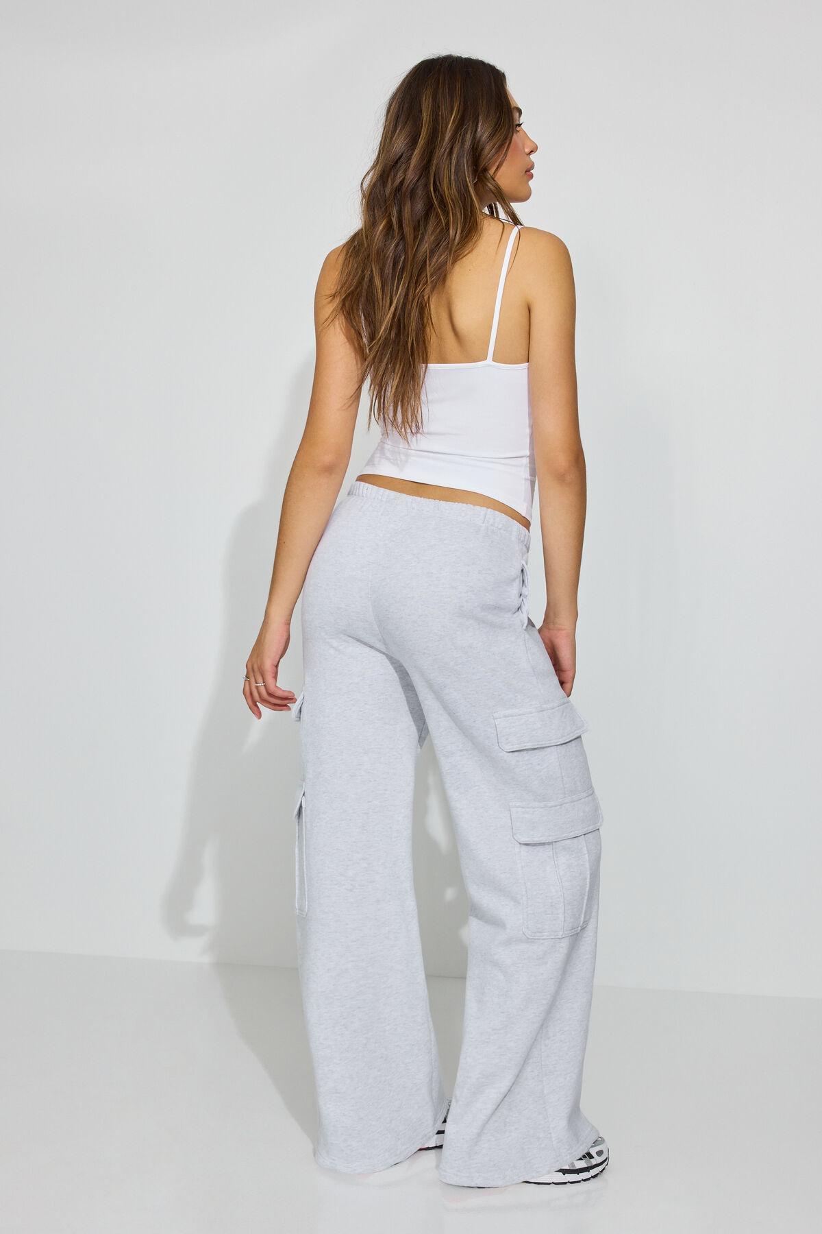 UltraFleece Baggy Cargo Sweatpants Product Image