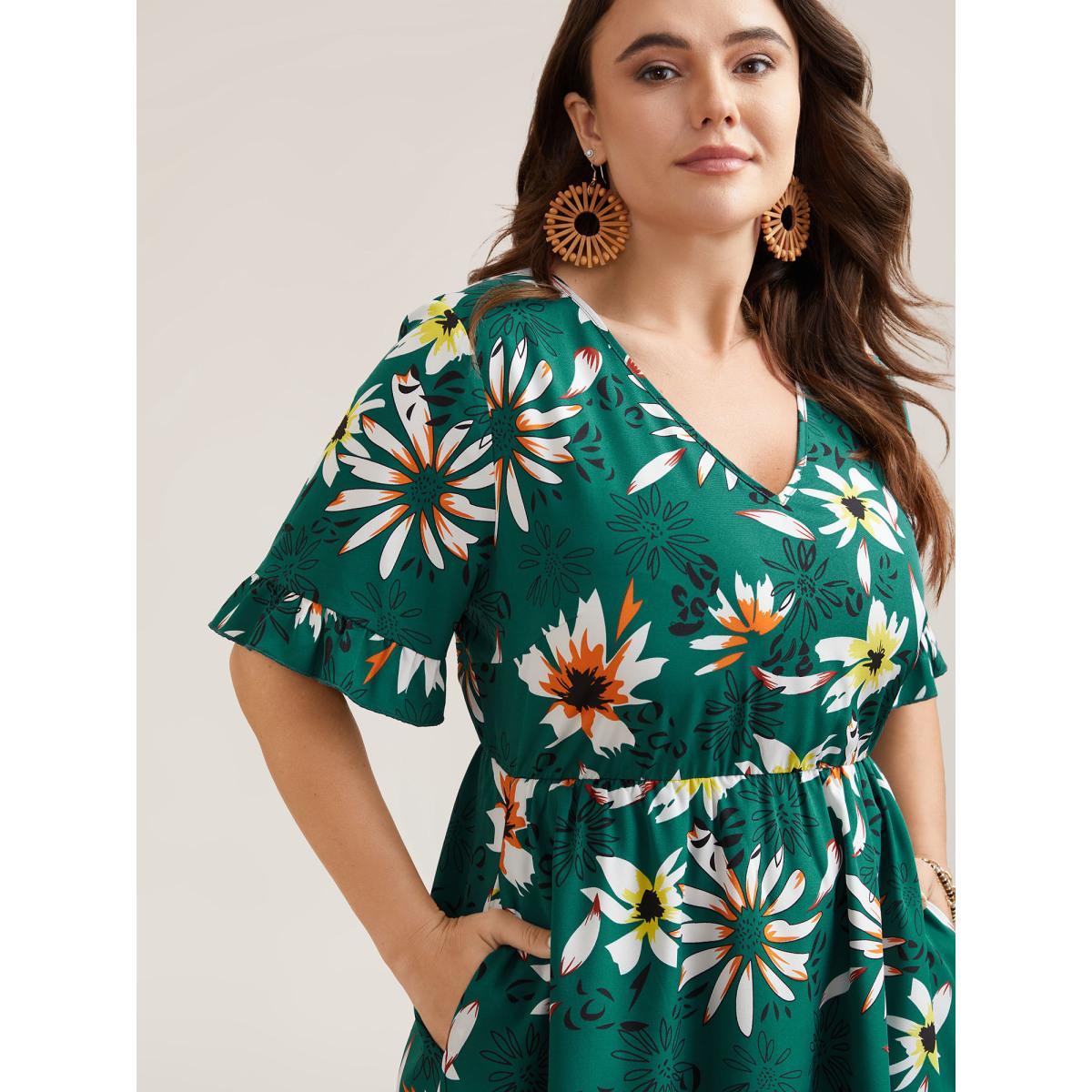 Plus Size Spring Floral Print Pockets Ruffled Midi Dress Emerald Women Resort Ruffles V-neck Short sleeve Curvy BloomChic 10/M Product Image