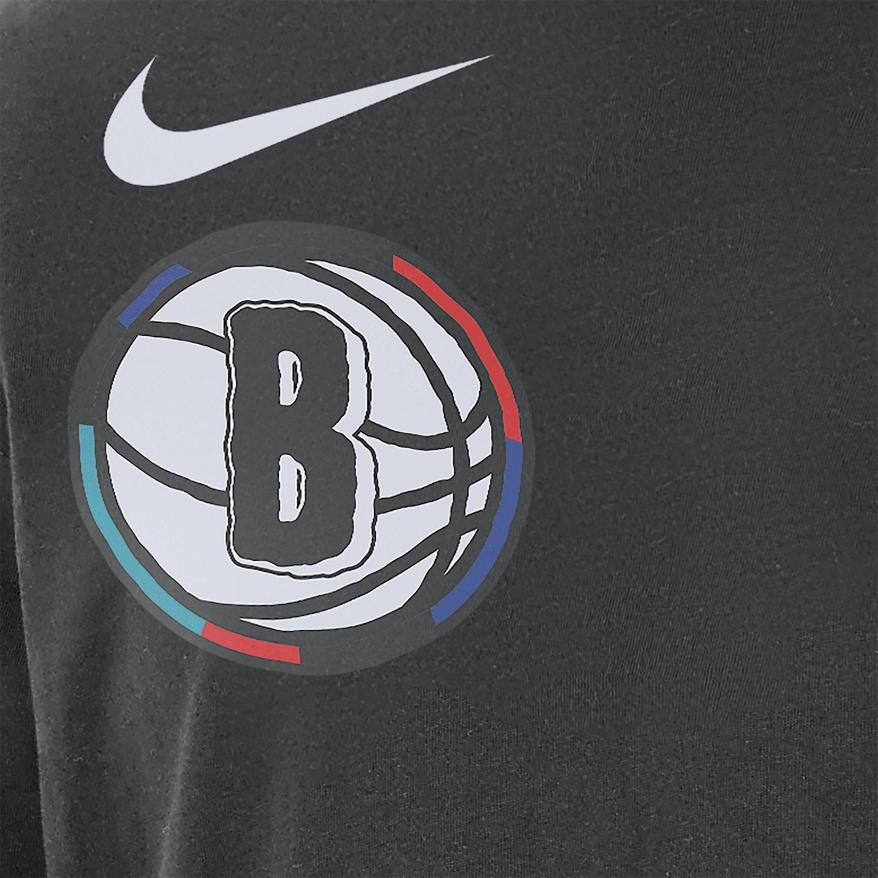 Los Angeles Lakers Courtside Premium Essential Men's Nike NBA Long-Sleeve T-Shirt Product Image