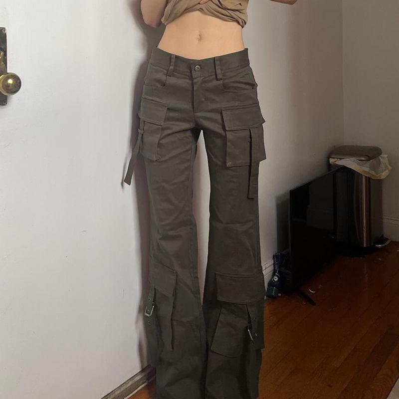 Mid Rise Pocket Straight-Fit Wide-Leg Cargo Pants Product Image