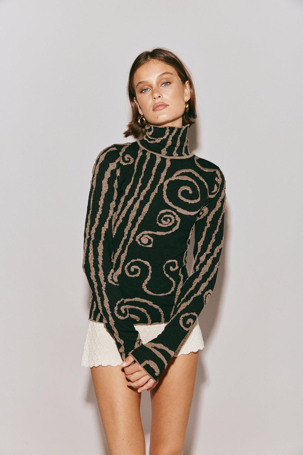 Ivy Muse Knit Maxi Skirt Black Swirl Product Image