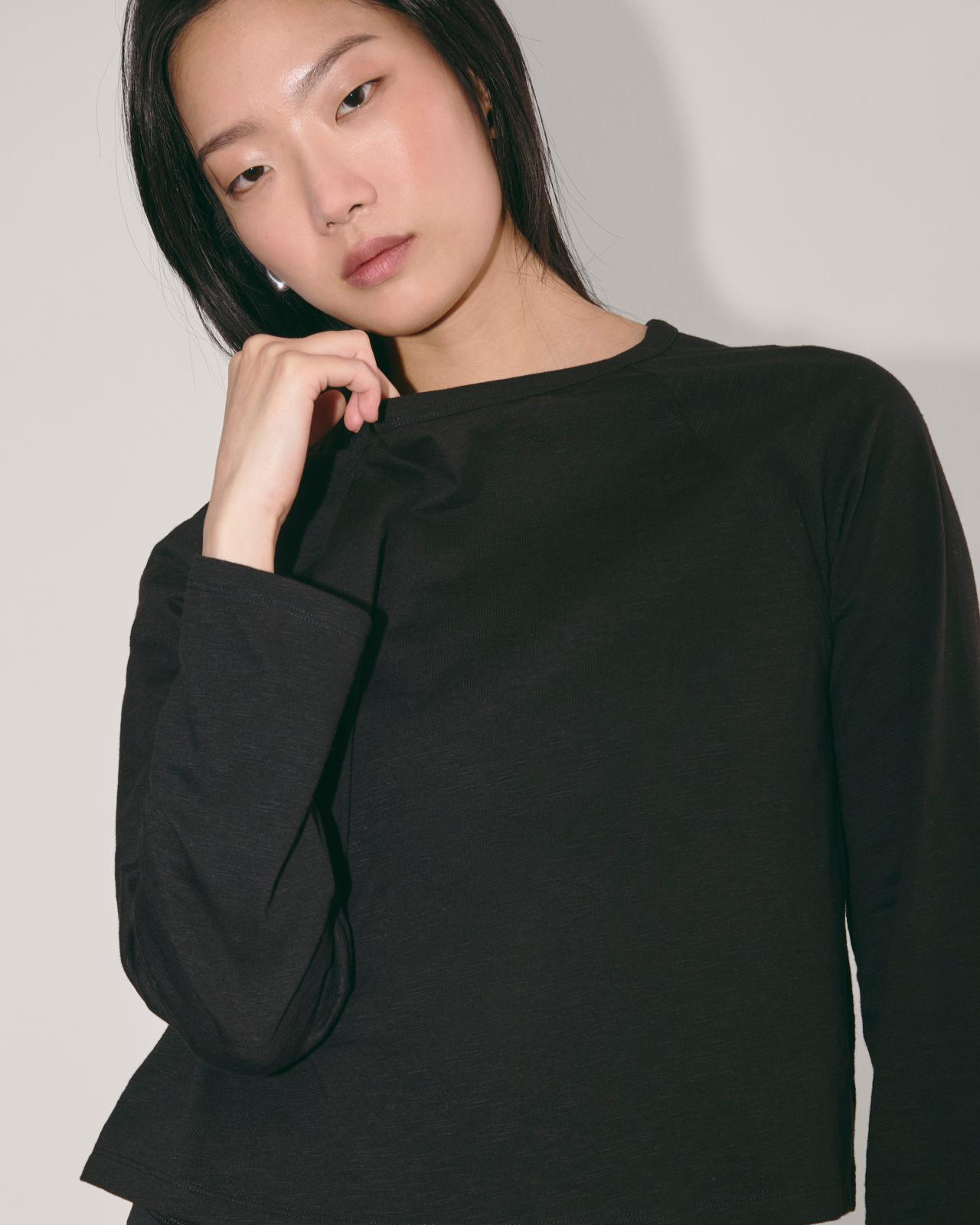 The Perform Crew Tee Product Image
