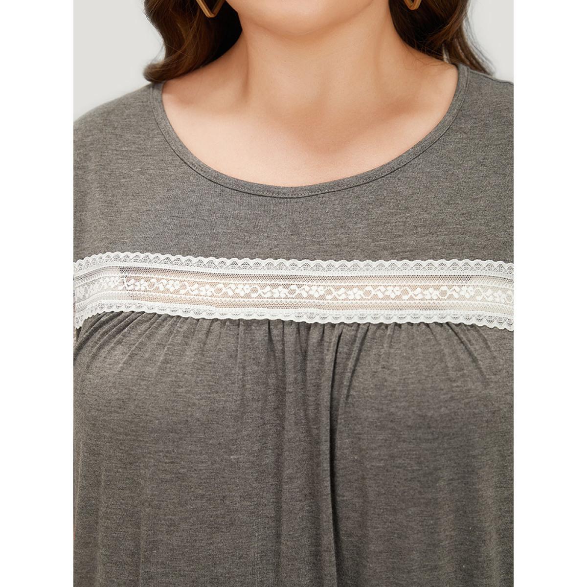 Plus Size Plain Lace Batwing Sleeve Pocket Gathered Dress DimGray Women Casual Gathered Round Neck Short sleeve Curvy Knee Dress BloomChic 10/M Product Image