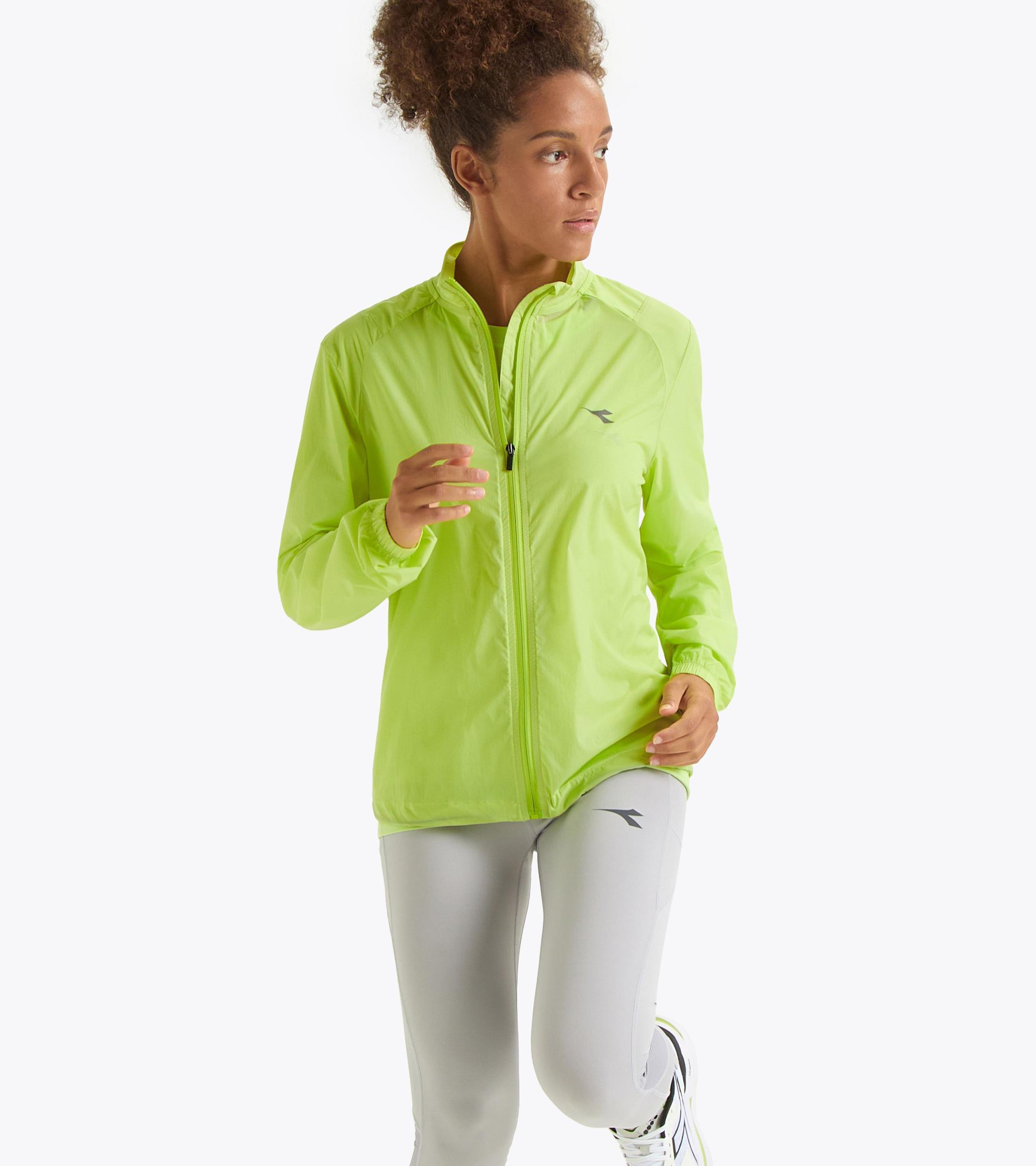 L. PACKABLE WIND JACKET Product Image