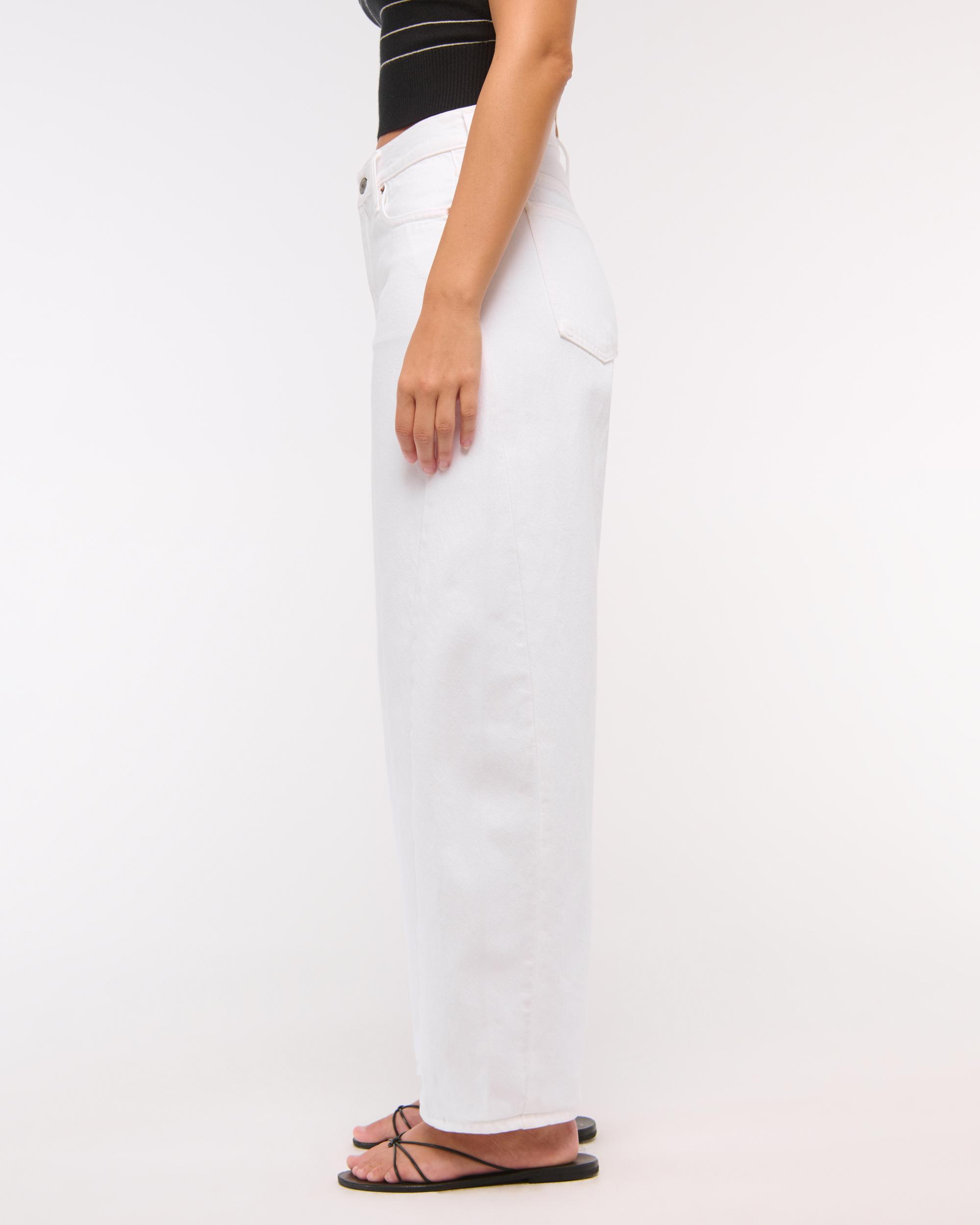 Curve Love Mid Rise Barrel Jean Product Image