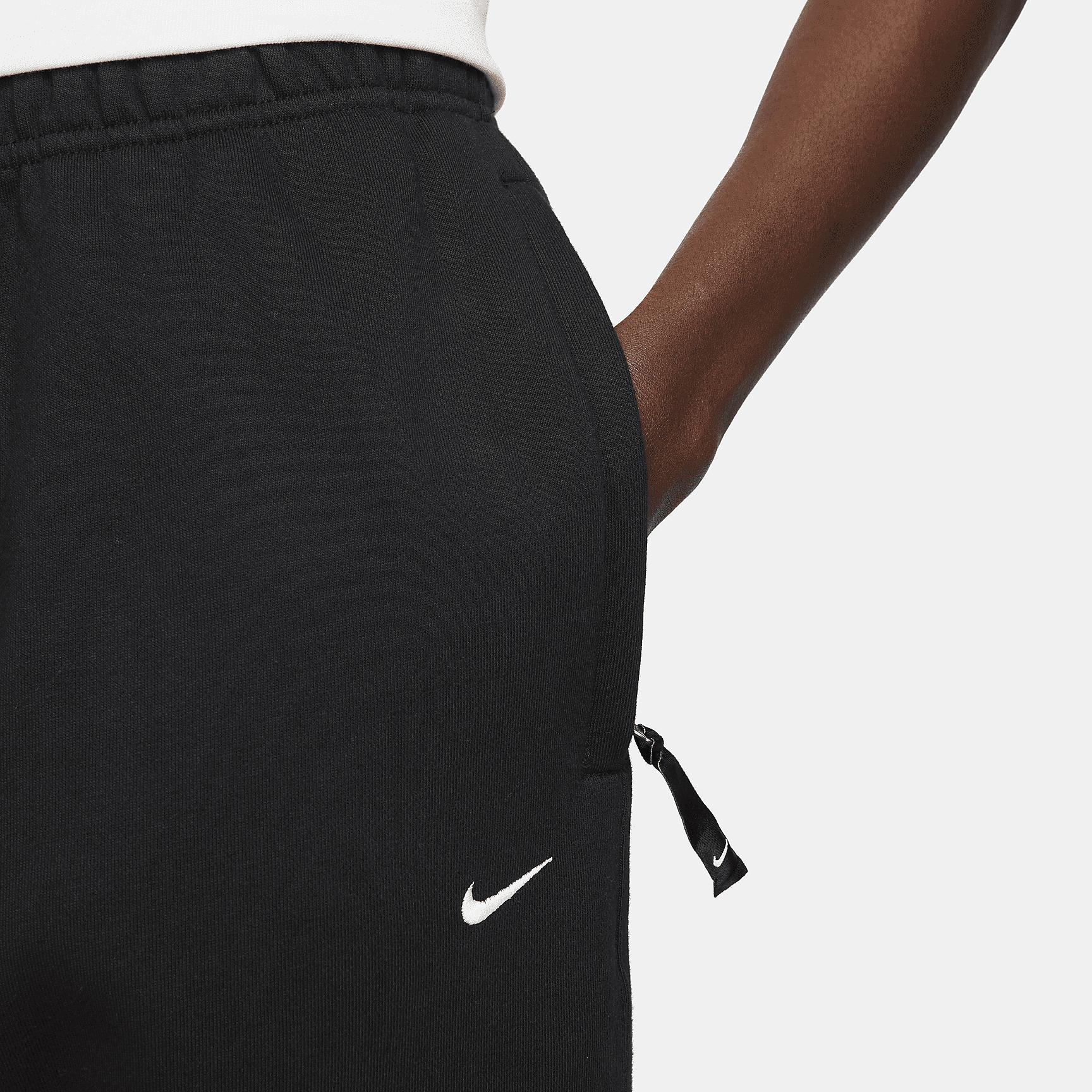 Nike Men's Solo Swoosh Fleece Pants Product Image