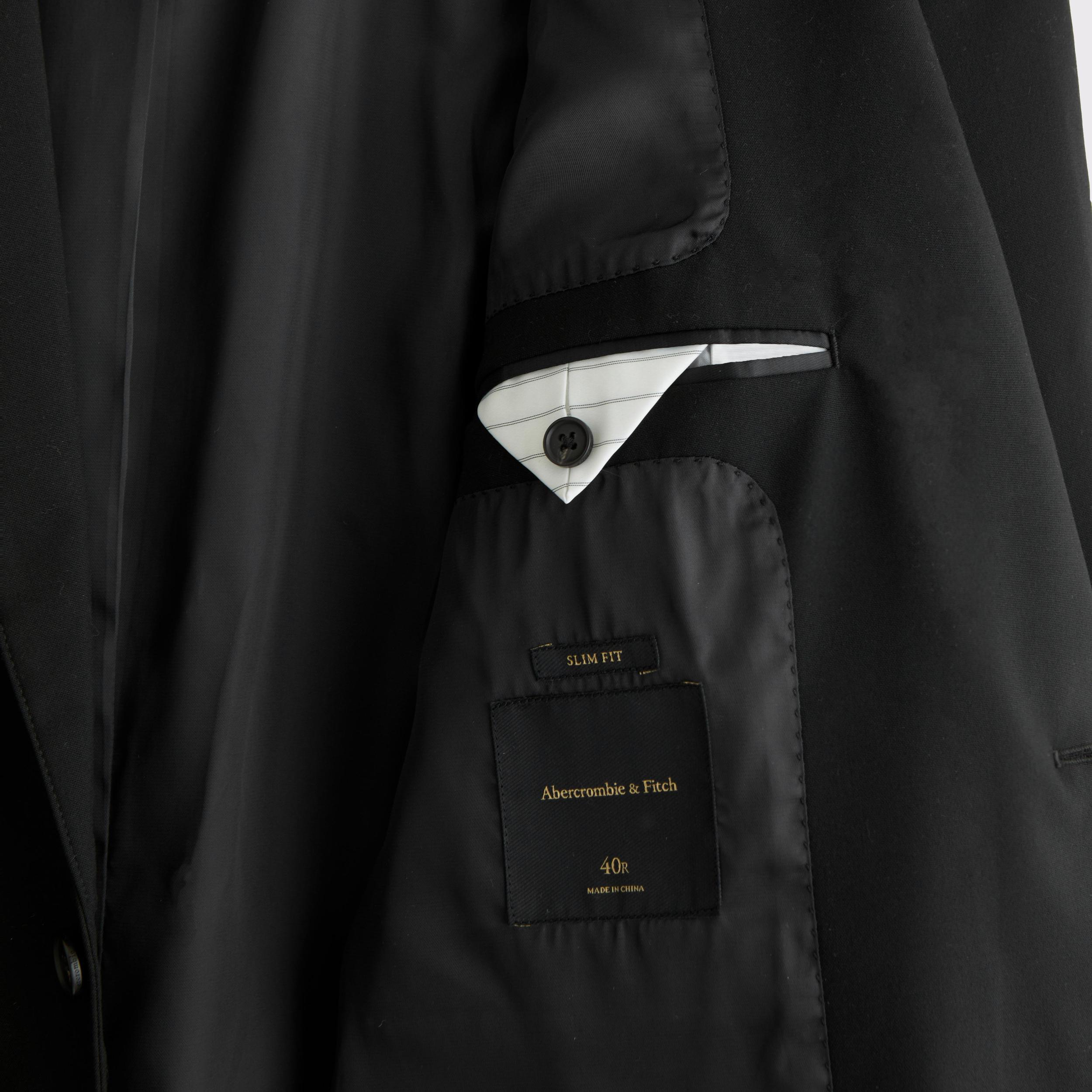 The A&F Collins Tailored Slim Blazer Product Image