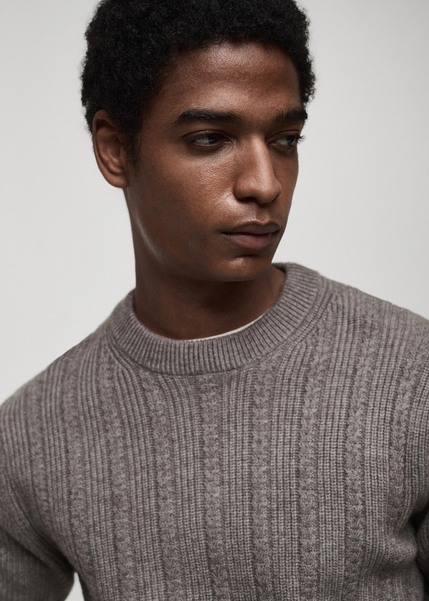 Combined knitted sweater - Men | MANGO USA Product Image