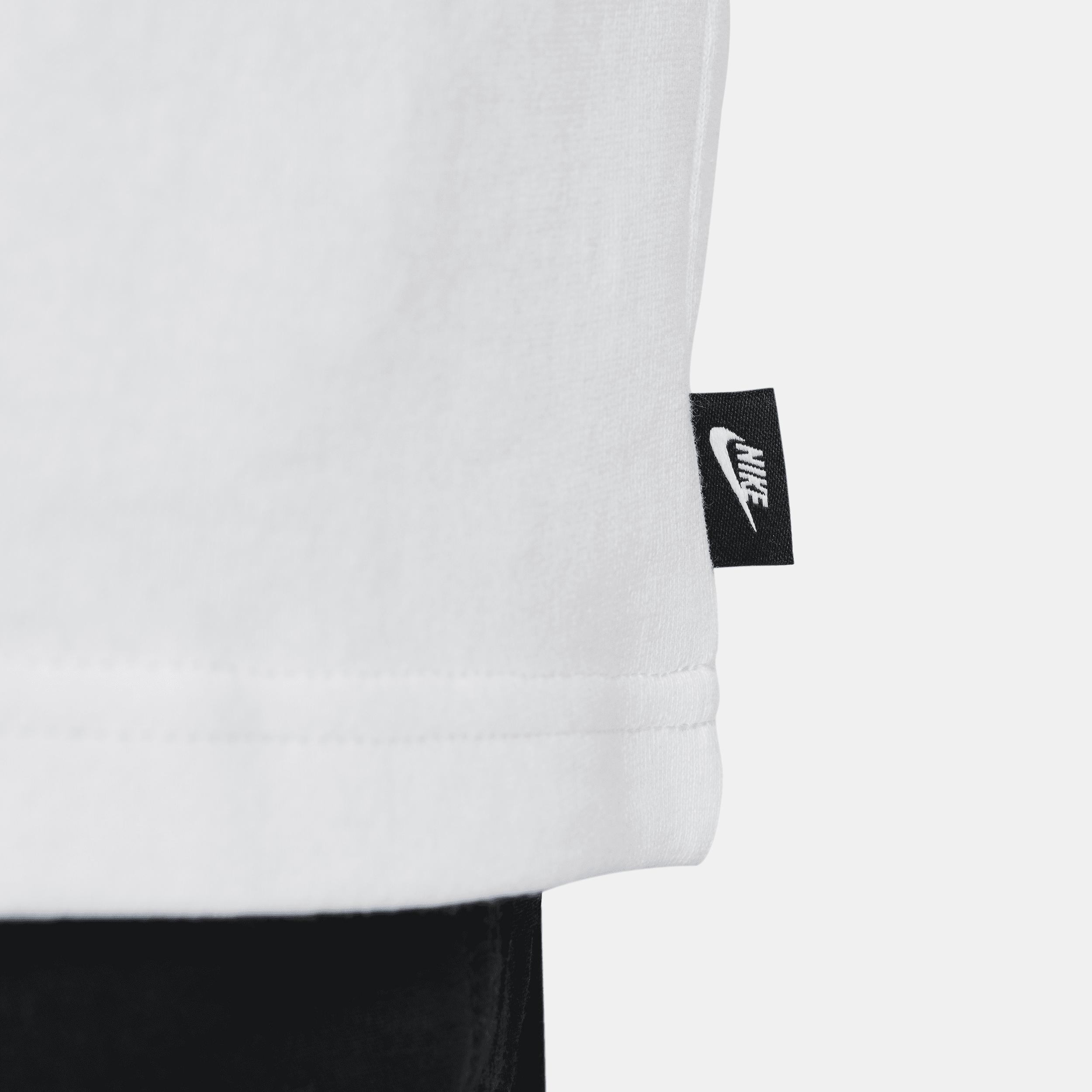 Men's Nike Sportswear Premium Essentials T-Shirt Product Image