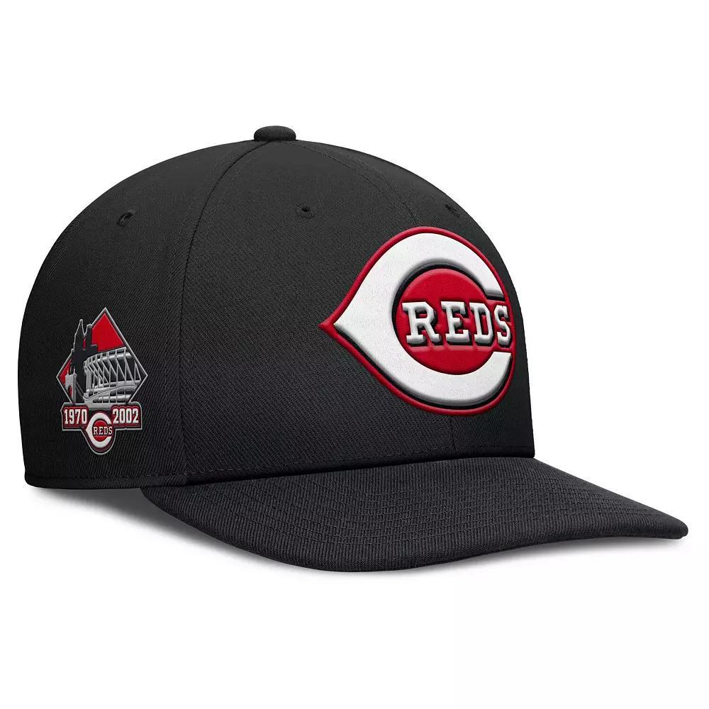 Men's Nike Black Cincinnati Reds Pro Performance Snapback Hat, Size: Medium/Large, Red Black Product Image