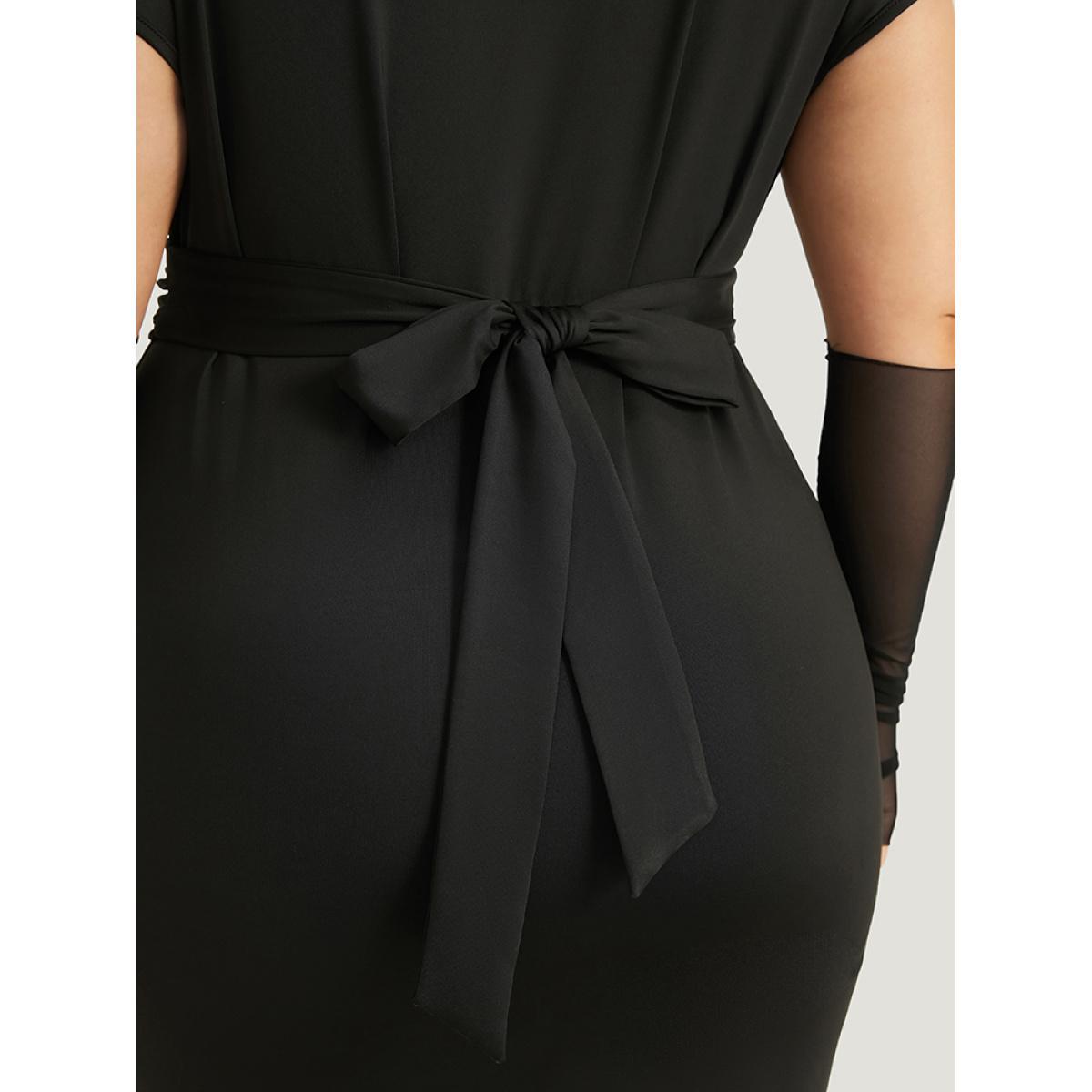 Plus Size Halloween Solid Mermaid Hem Mesh Bowknot Dress Black Women Casual Plain V-neck Sleeveless Curvy Knee Dress BloomChic 18-20/2X Product Image